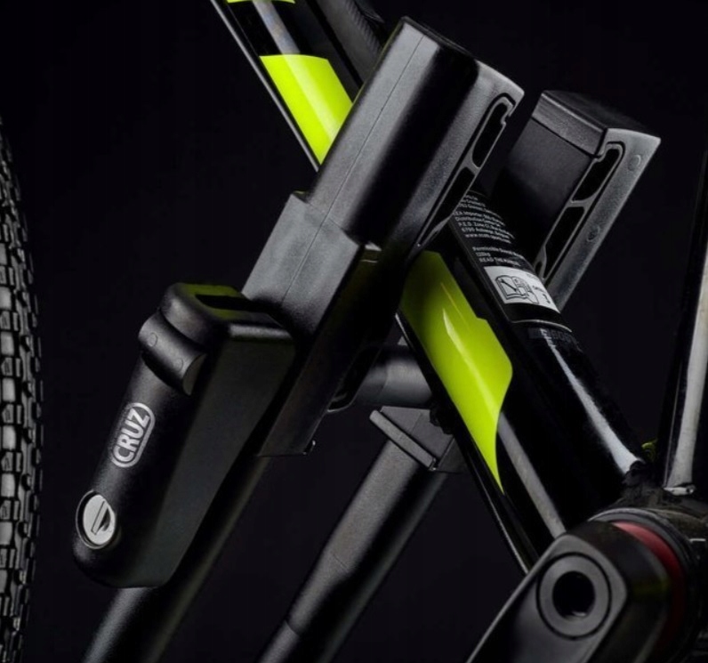 UCHWYT ROWEROWY NA DACH ALUMINIOWY CRUZ RACE ZAMKI Color black