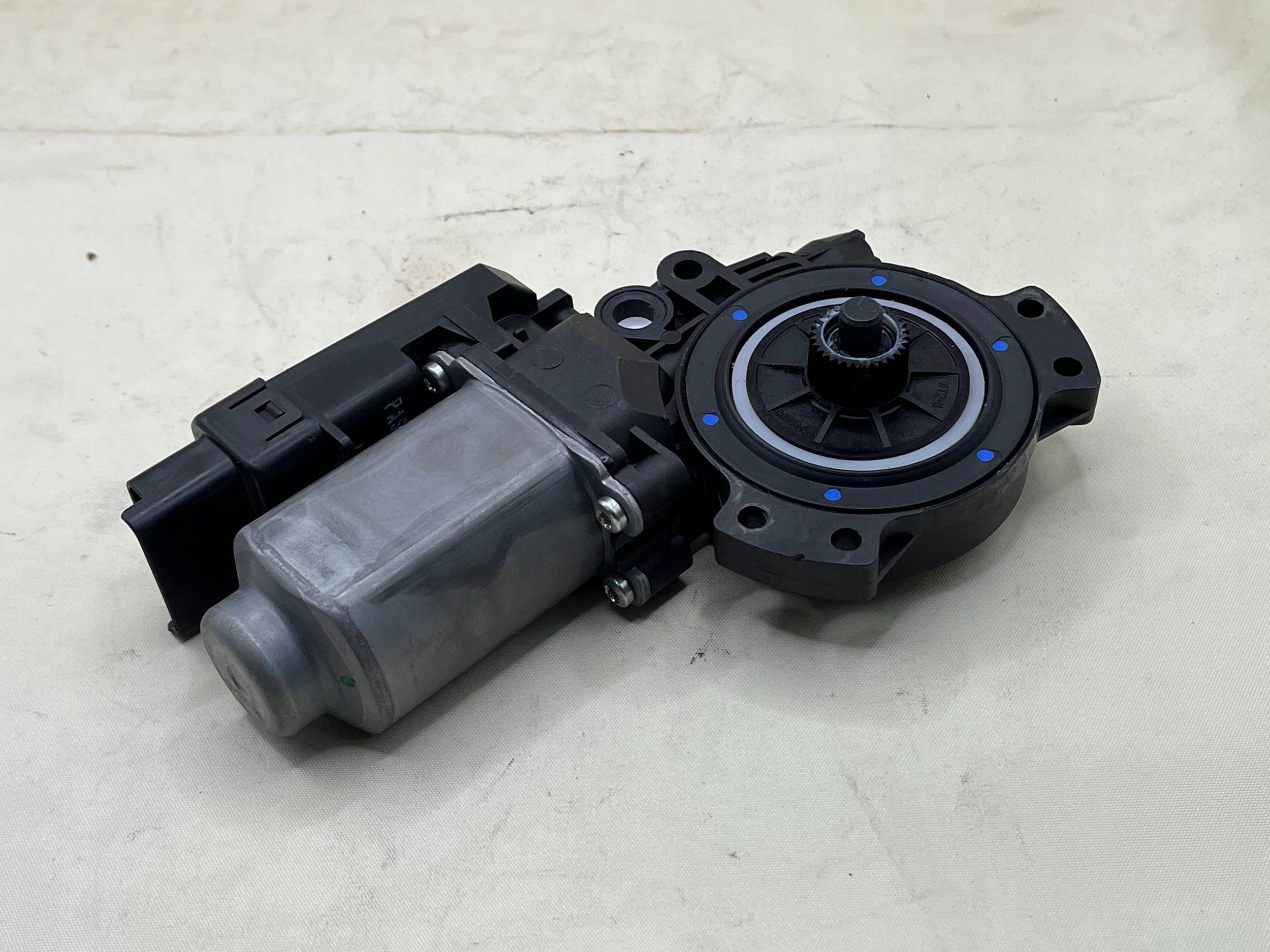 KIA CEED Micro moteur Vitres 824601H010 !J