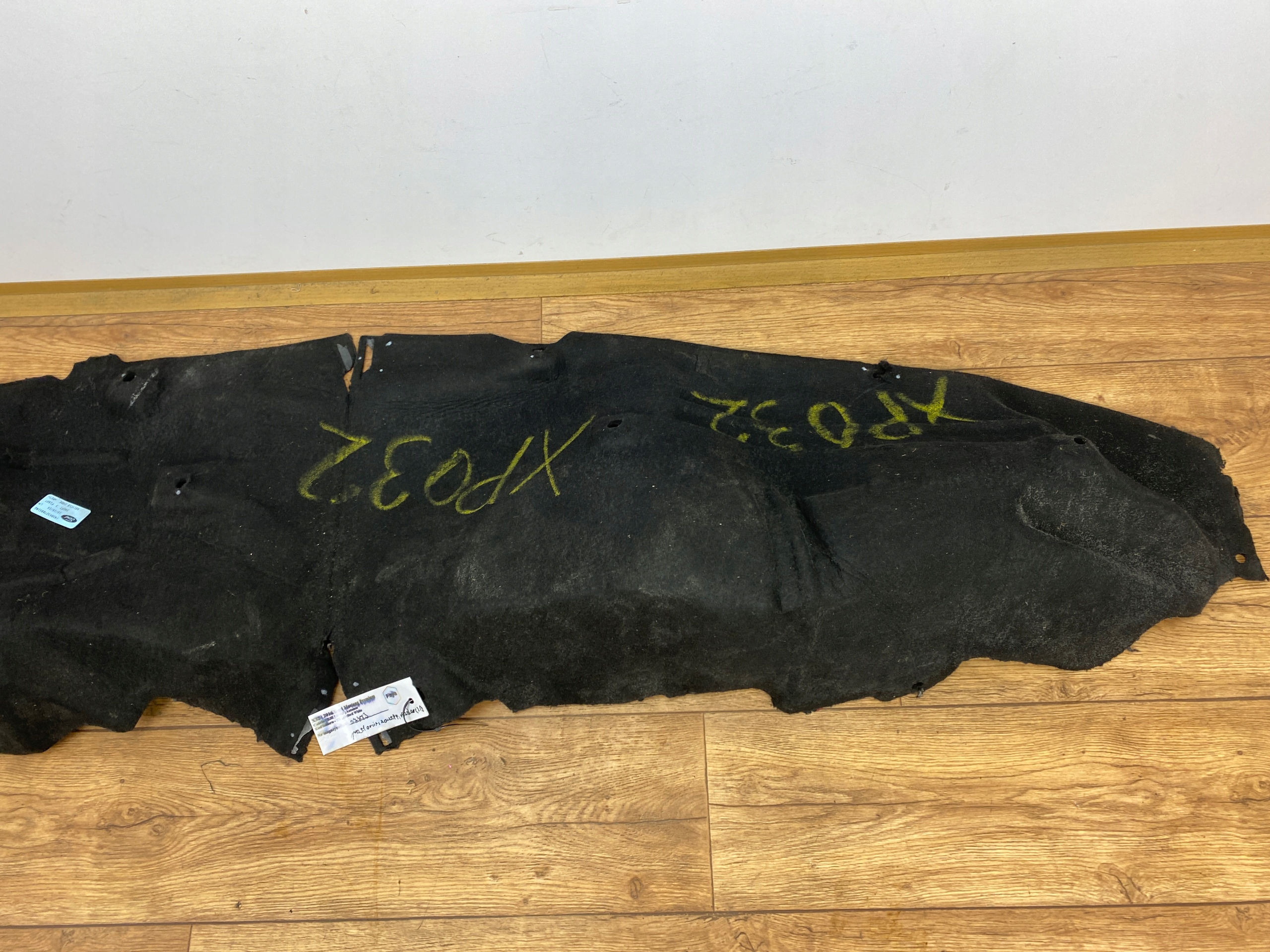 mudguard rear. left Ford Mustang VI 2015+
