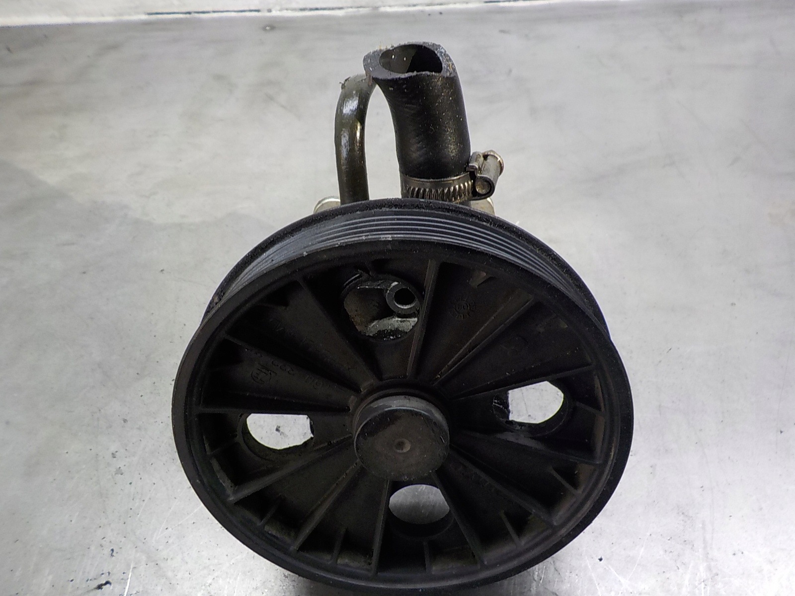 VOLVO S60 a 2.4 D5 originál servo čerpadlo 30741122 7613955147