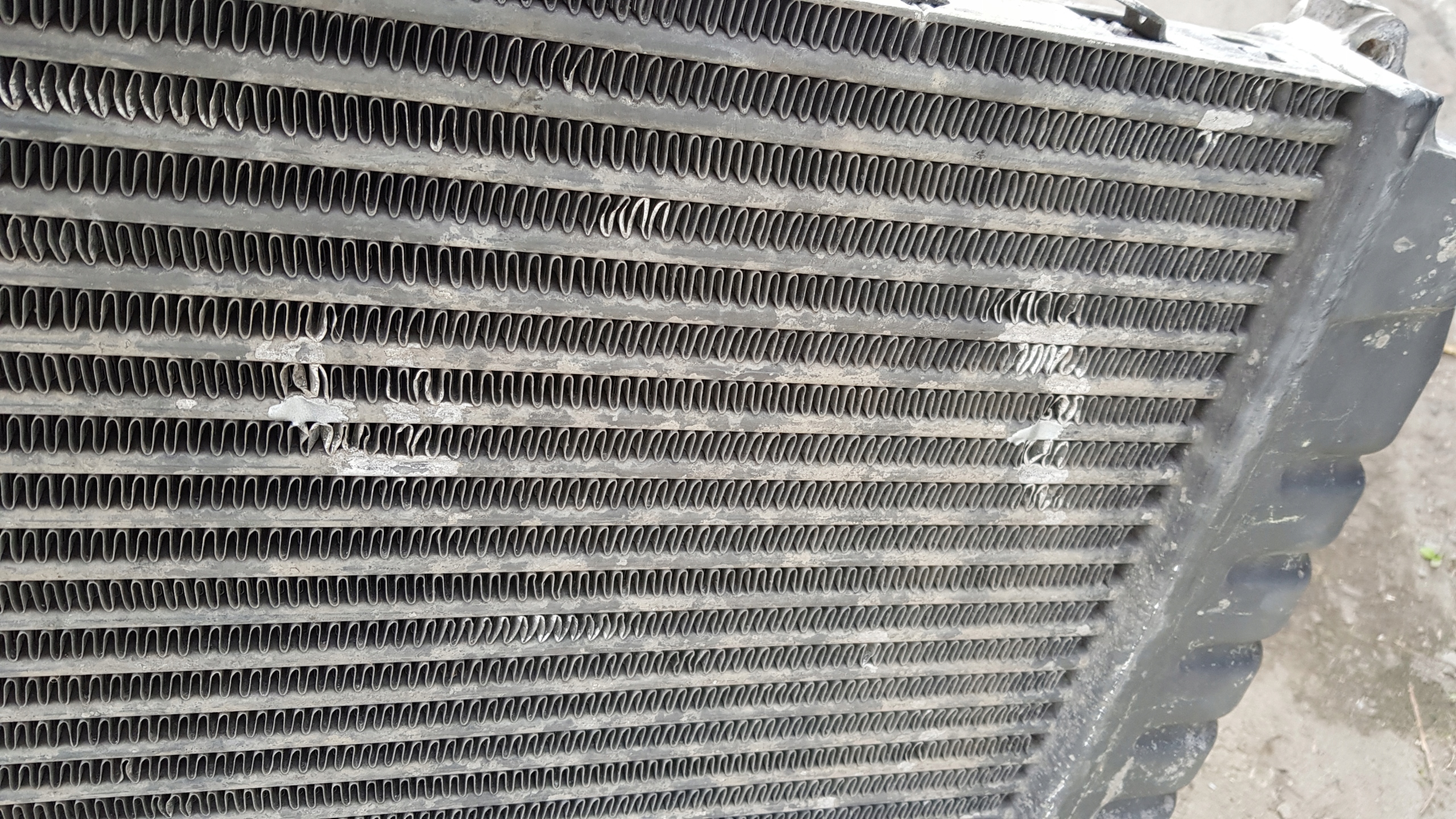 VOLVO FH13 Kühler intercooler 21384583