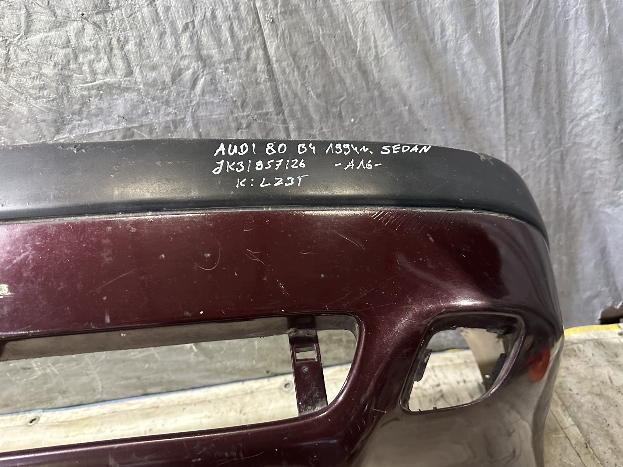 bumper front AUDI 80 B4 sedan k:LZ3T