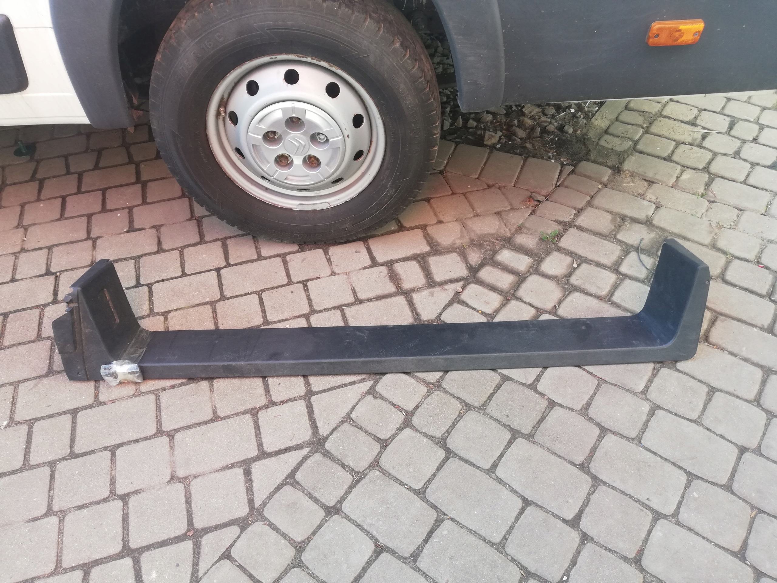 STOPIEŃ/PRÓG DRZWI PRZESUWNE MERC SPRINTER W910