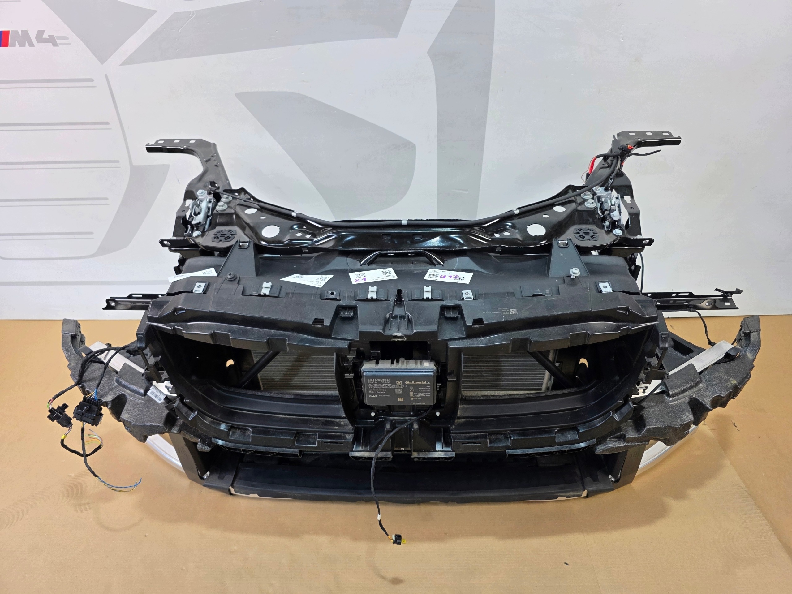 support panel for radiators radiator RADAR BMW X1 U12 2.0IDRIVE B48N RADAR 5A8A328 9846921