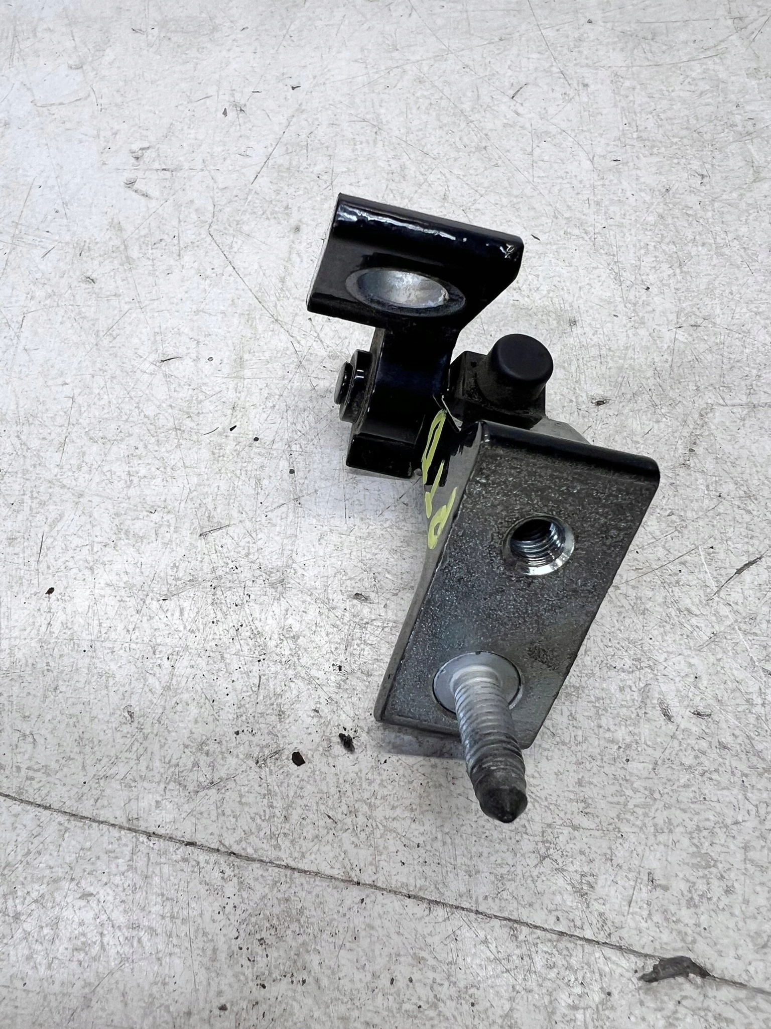 hinge door right rear part lower AUDI A6 C8 4K0833402B
