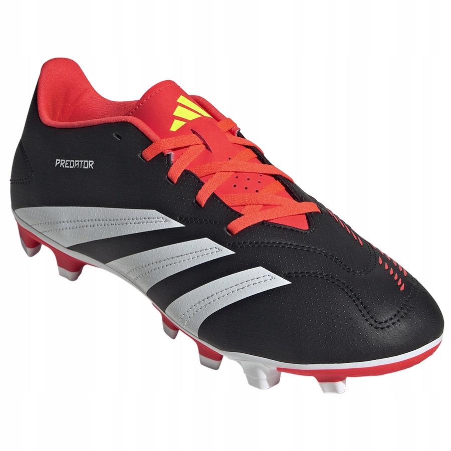 BUTY KORKI PIŁKARSKIE ADIDAS PREDATOR CLUB FxG r. 41 1/3 Model Buty adidas Predator Club FxG