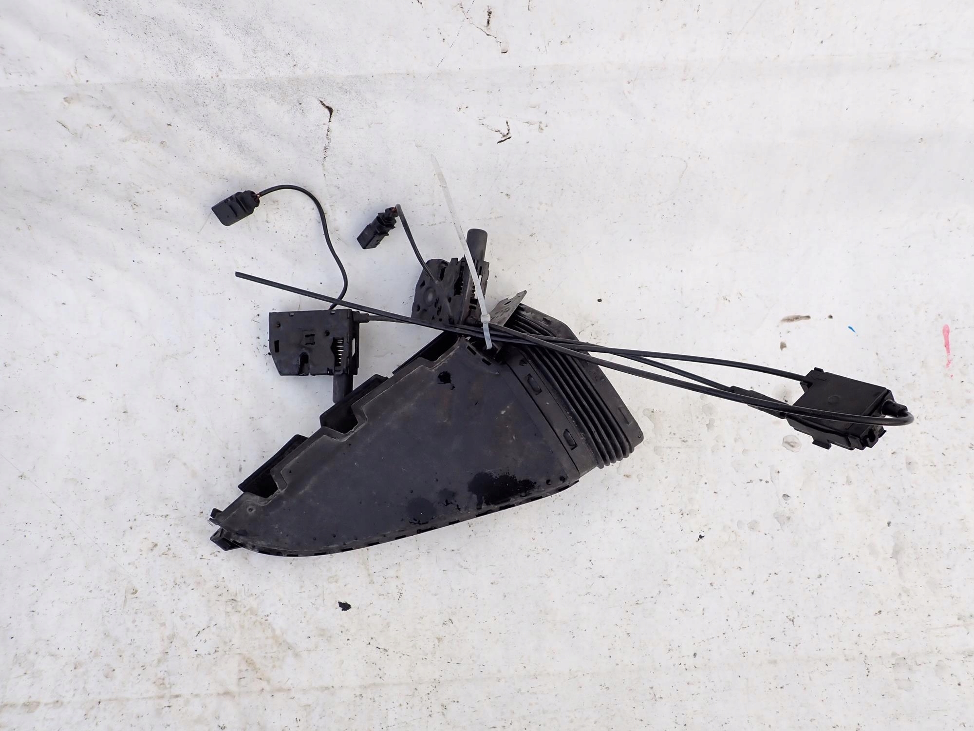 4G0823485 - AUDI A6 C7 4G 11-18 замок болт капота комплект