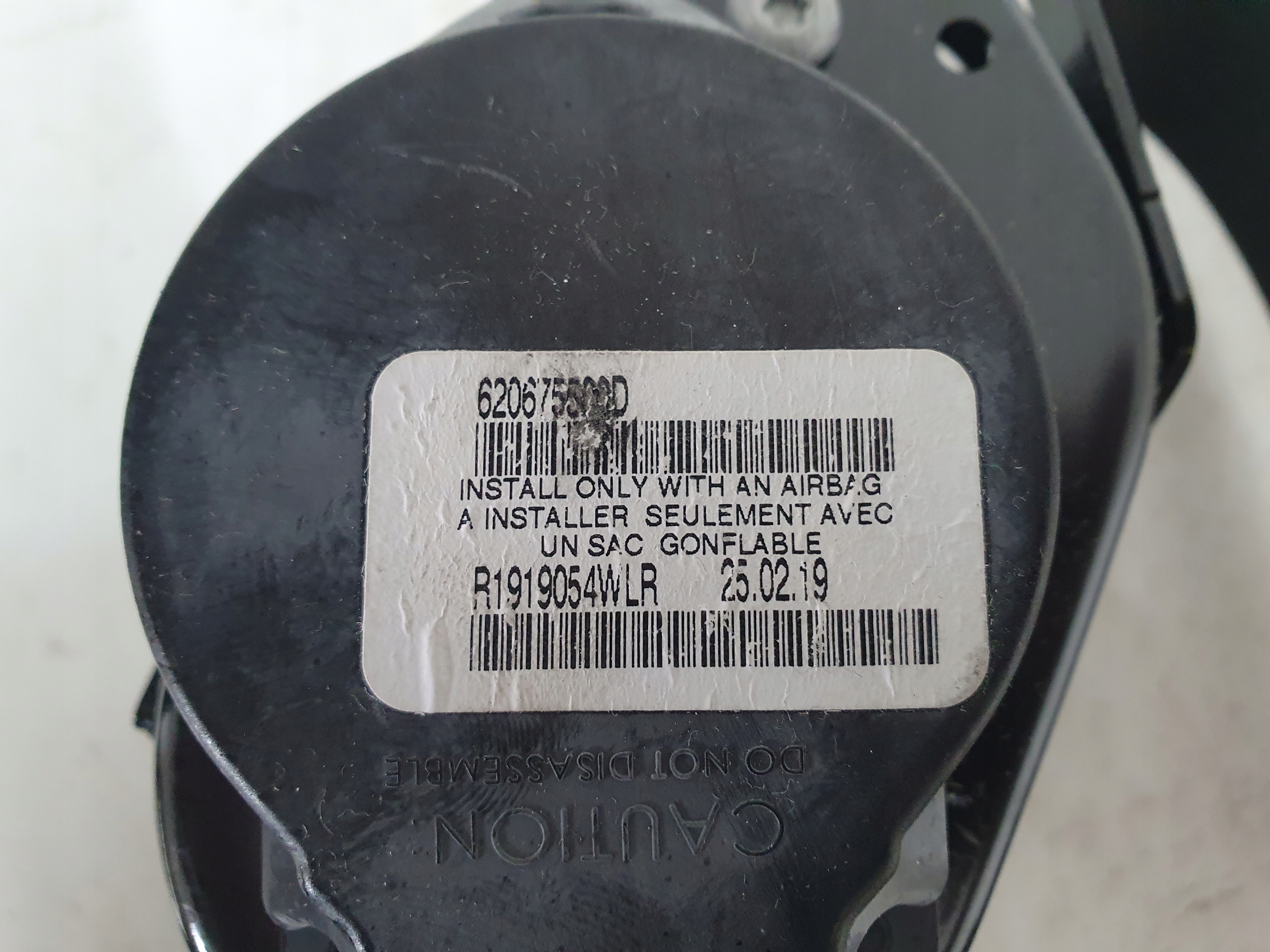 DODGE CHALLENGER 15- tension belt safety front left 1SG57DX9AI