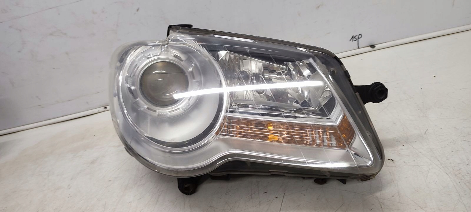 light front front right VW Touran and LIFT 1,4 TSI