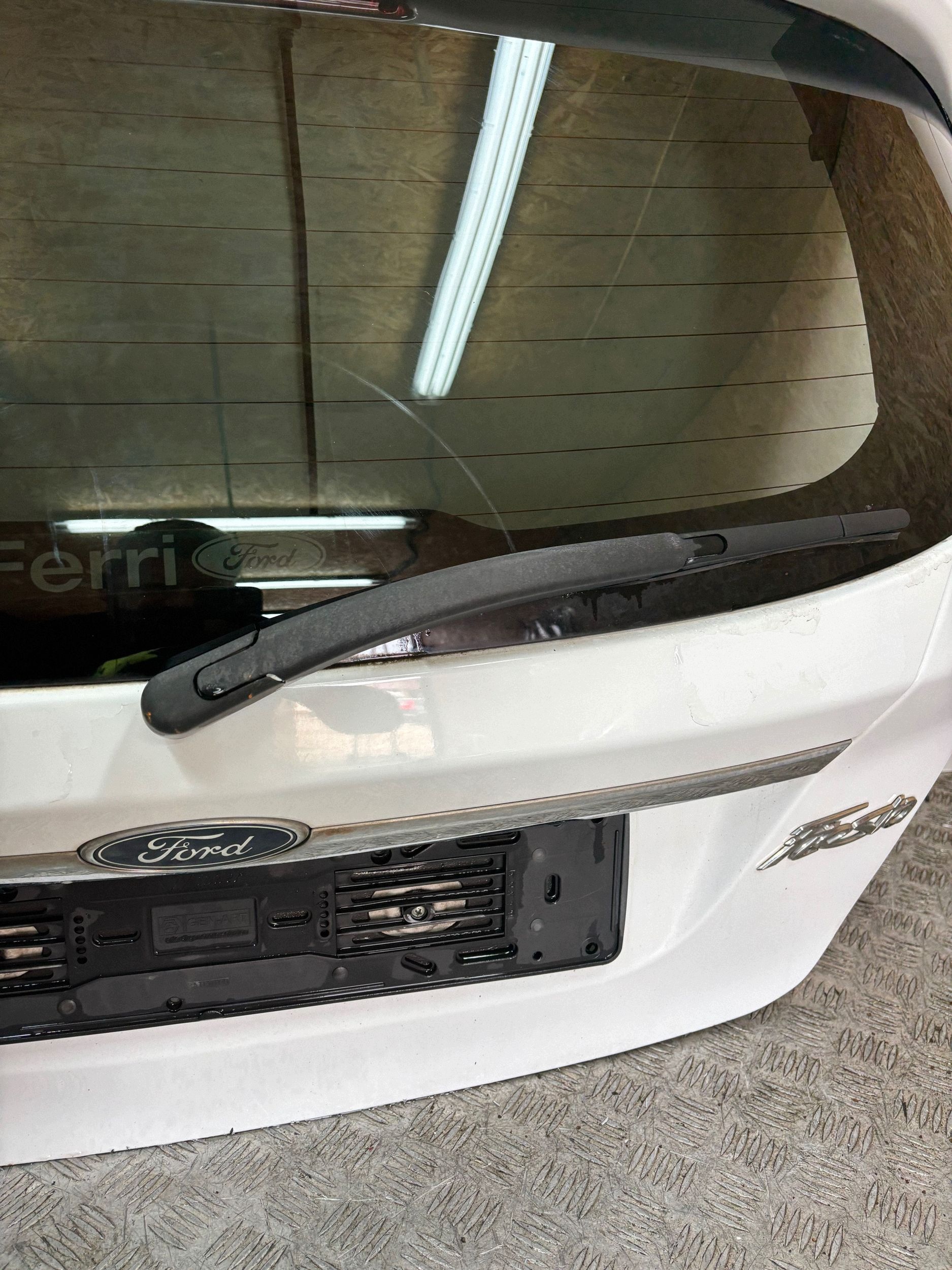 boot doors boot FORD FIESTA MK7 09