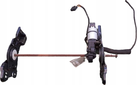 82144622-4 - Мотор регулювання сидіння MERCEDES SLK W172 W171