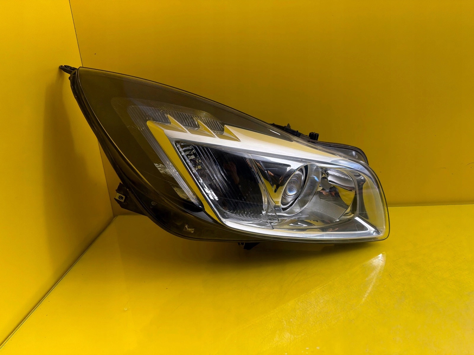 light right Opel Insignia A Xenon 1ZT009631-02