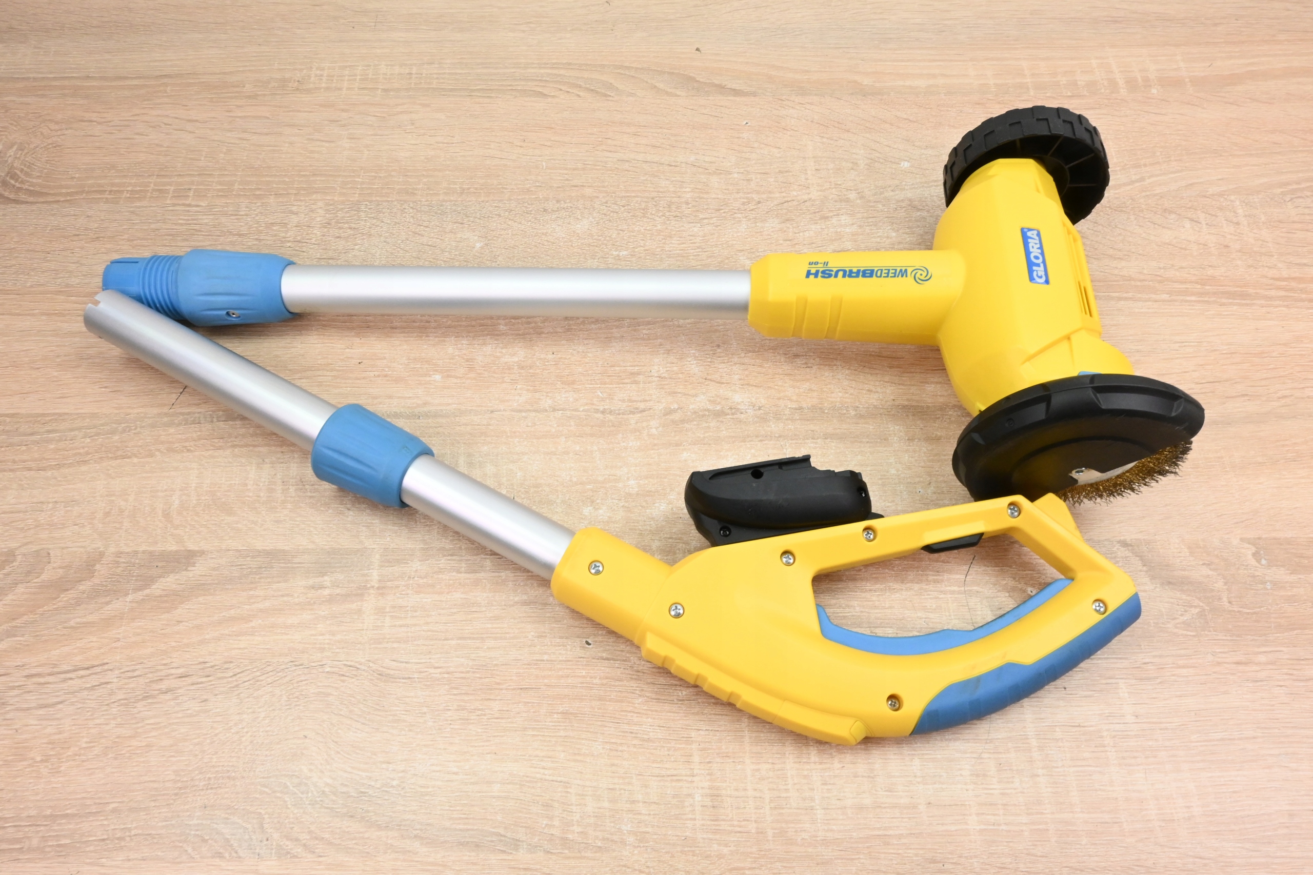 GLORIA Li-On WEEDBRUSH SZCZOTKA DO FUG KOSTKI BRUK EAN (GTIN) 4046436039661