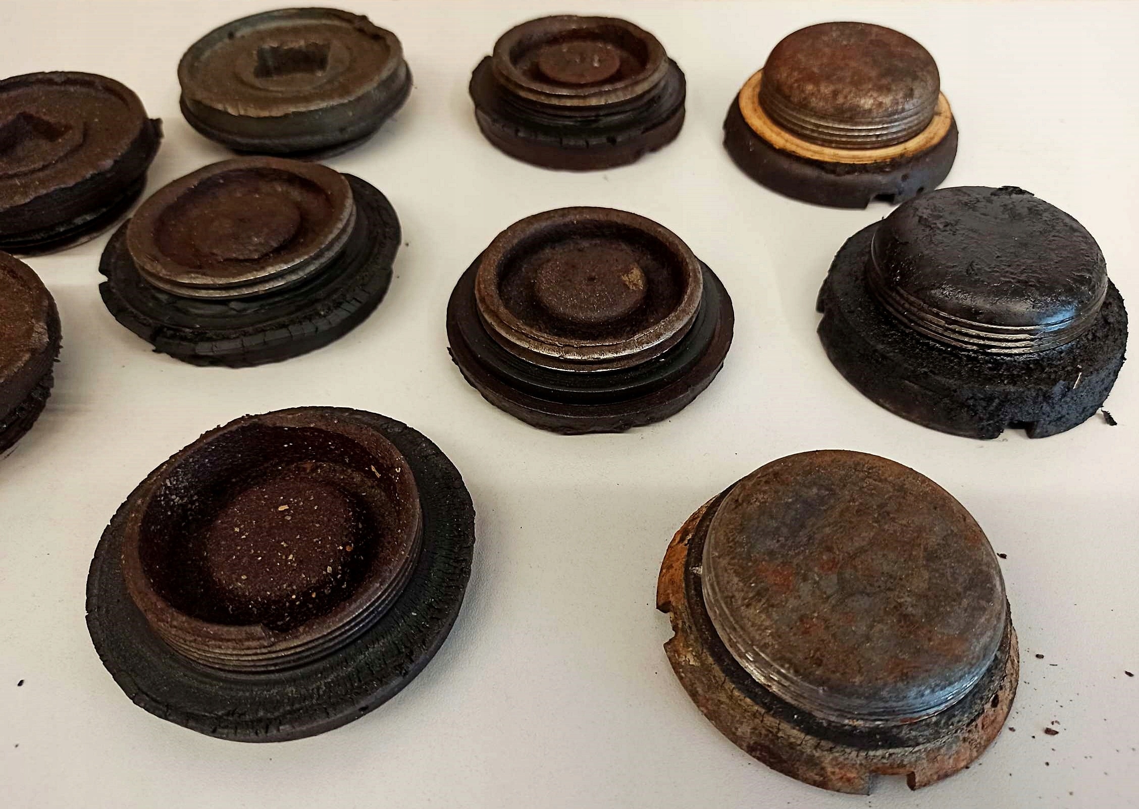 Stary oryginalny Korek do Beczki stalowej 200L korki komplet Rodzaj pojemnika inny