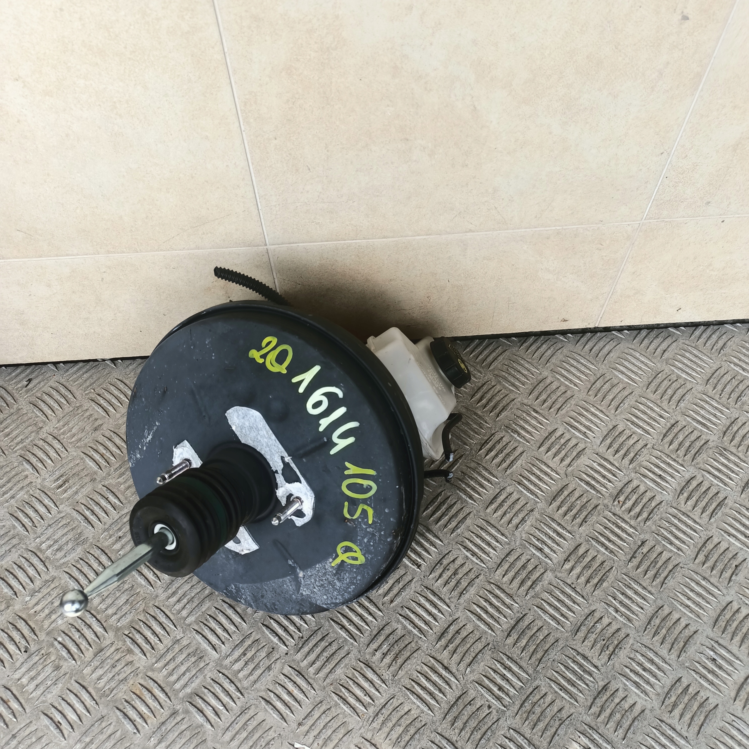 SERVO SERVOFRENO VW AUDI 2Q1614105Q