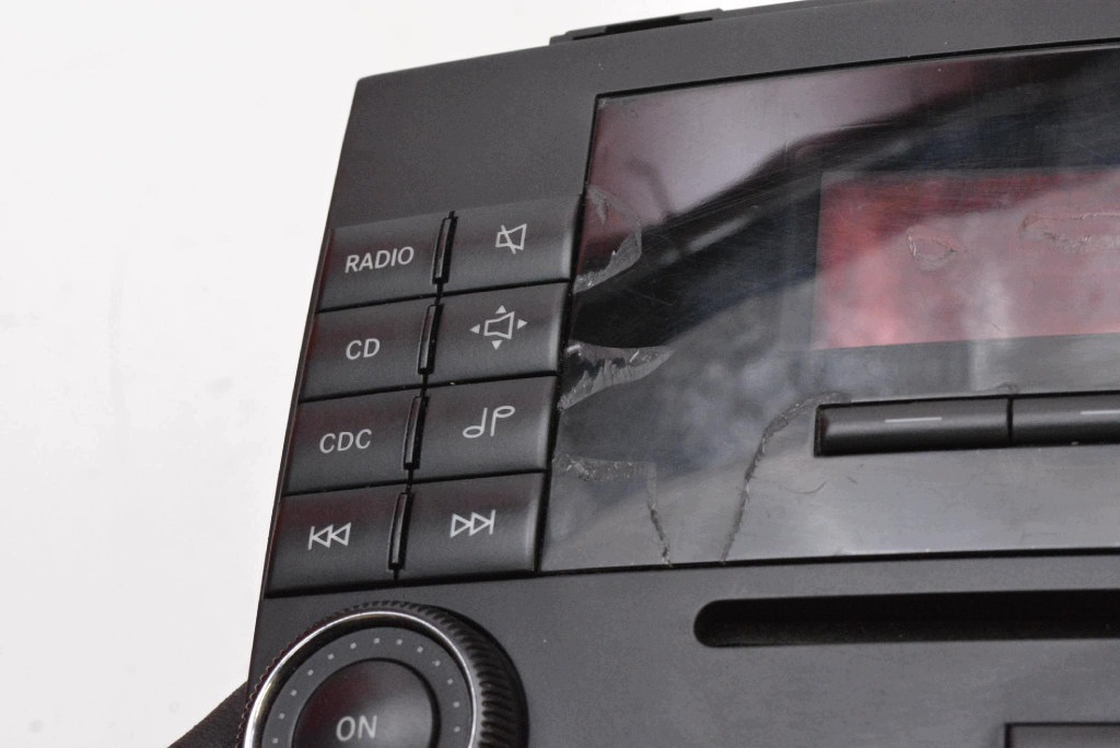 RADIO radio CD TELEFON A1698206189 MERCEDES B-class W245 05-08
