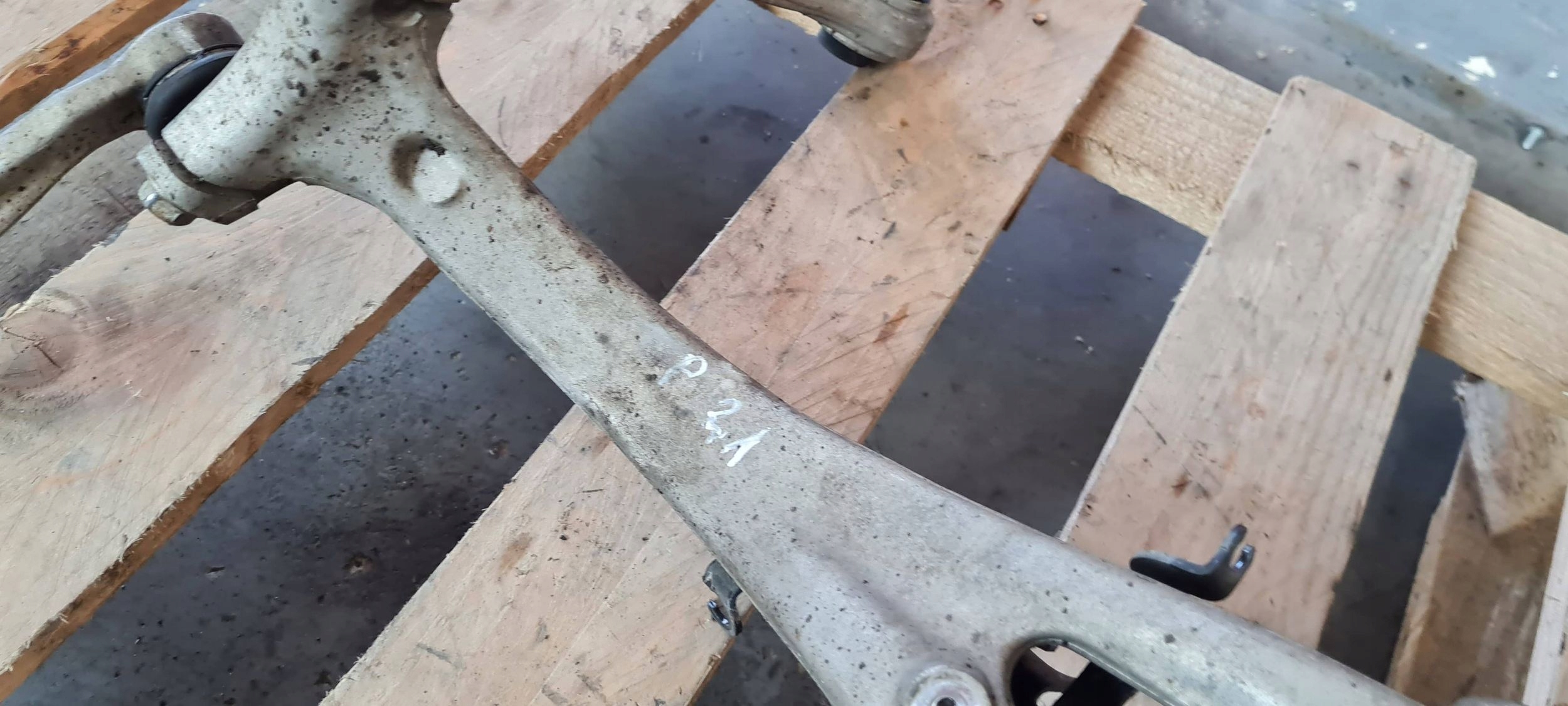 S4 B9 8W A4 swing right right front 8W0407254F 8W0407560 A5 8W S5