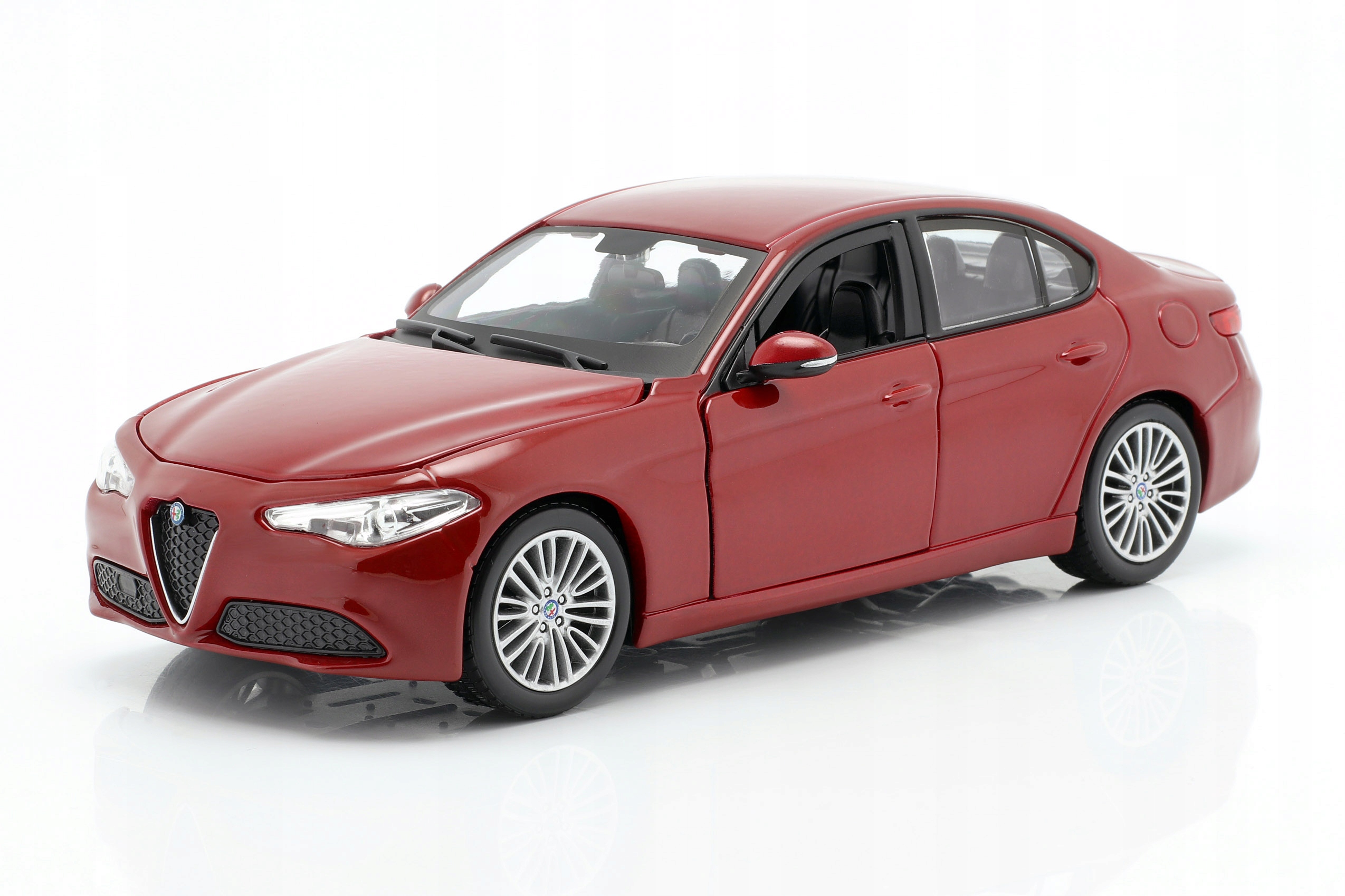 

Alfa Romeo Giulia 1:24 czerwony Bburago