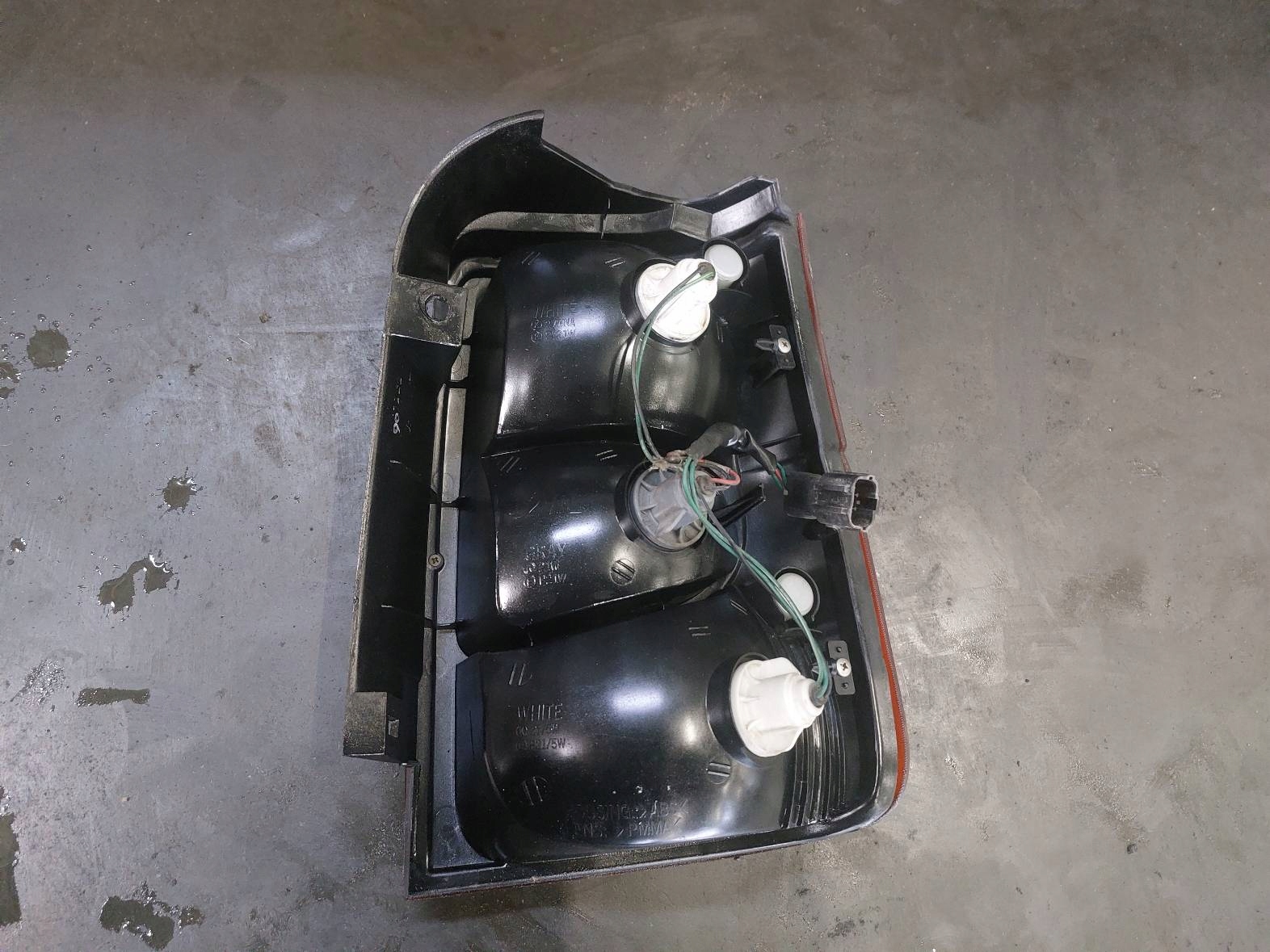 light left rear part + right rear part KIA JOICE and
