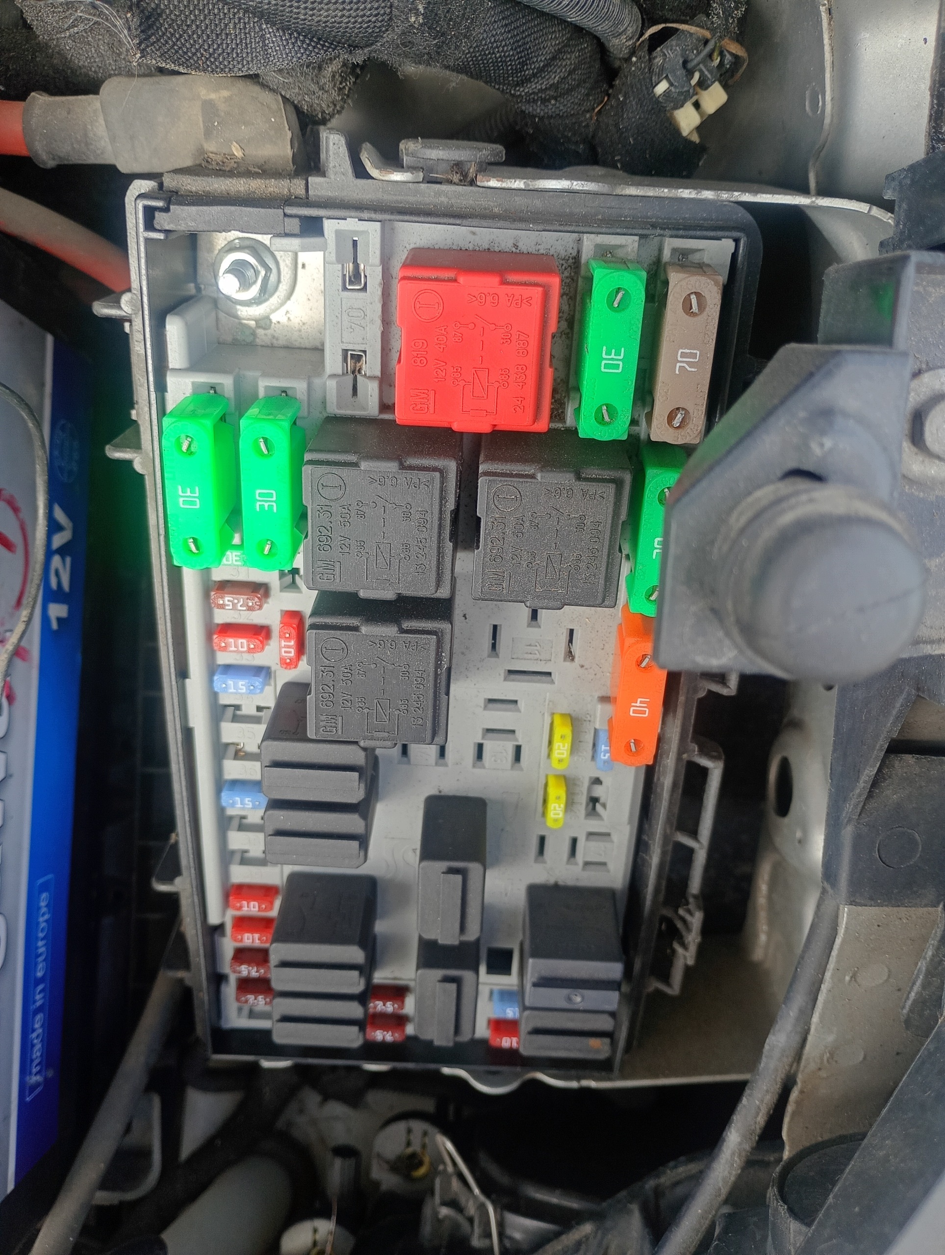 Module fusibles OPEL CORSA D 06-14 1.2