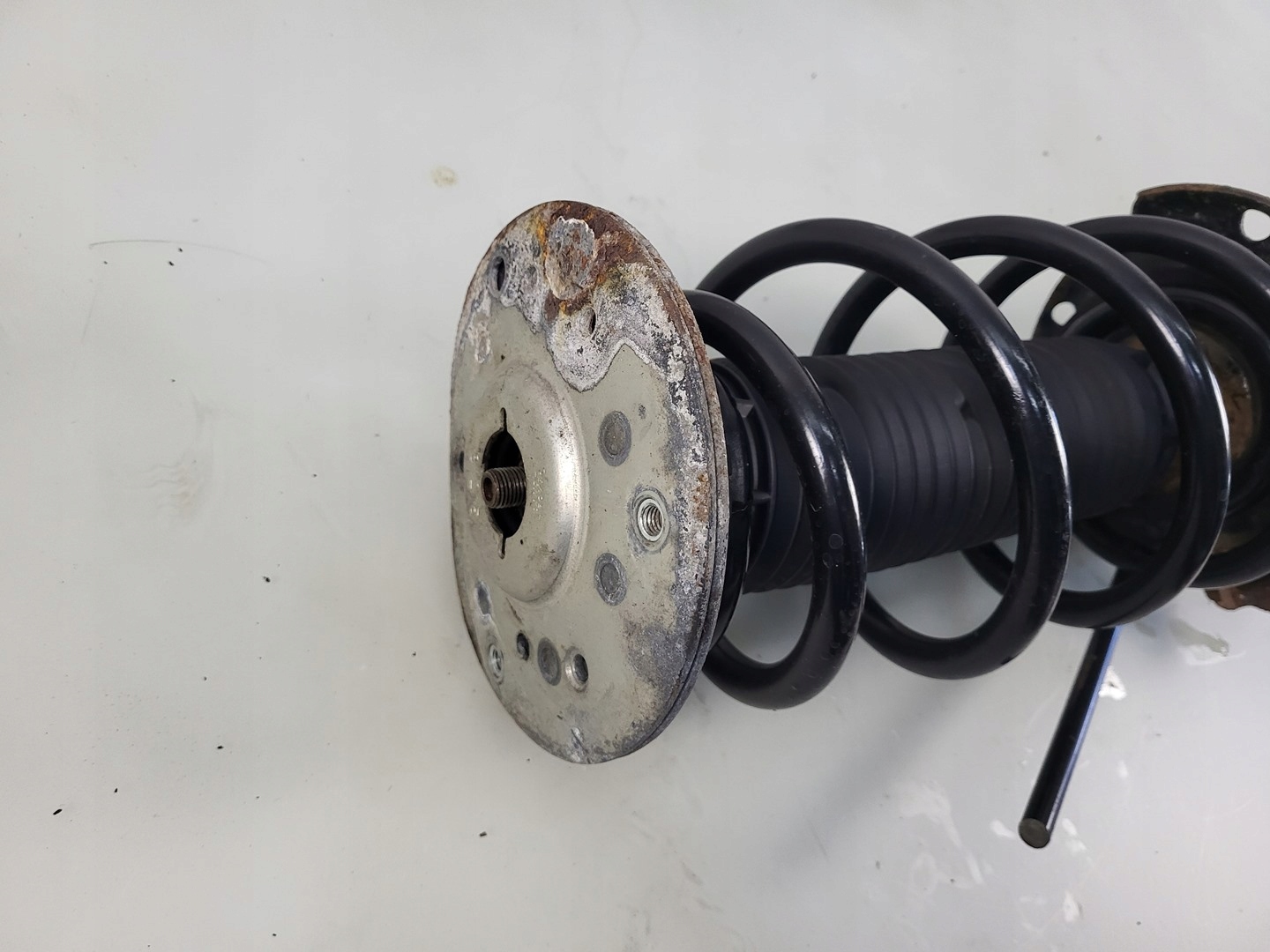shock absorber spring right front front 2.0d Range Rover EVOQUE L538 LIFT