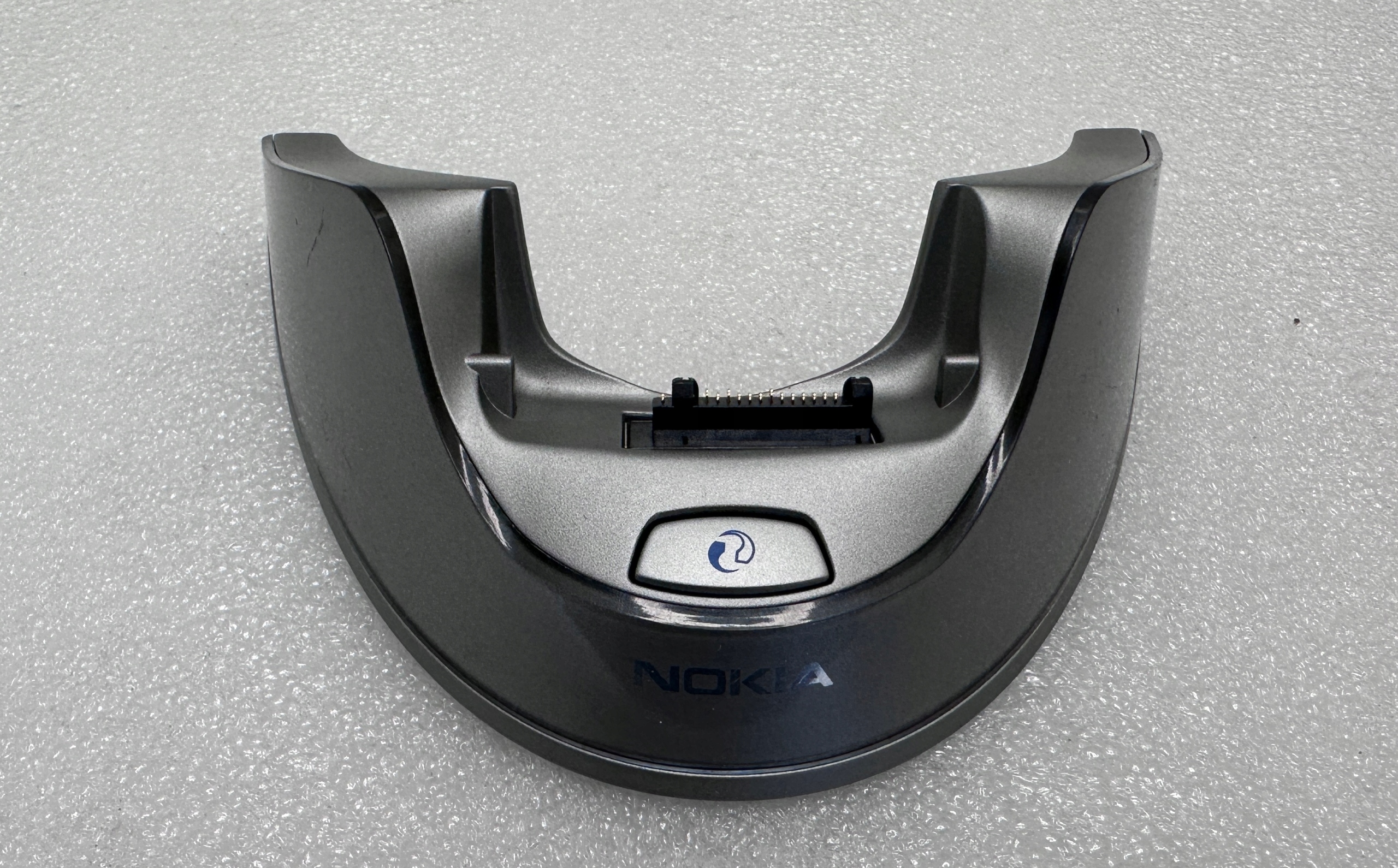 Stacja dokująca ładowarka biurkowa Nokia DT-5 Srebrna (A) Kod producenta Stacja dokująca Nokia DT-5