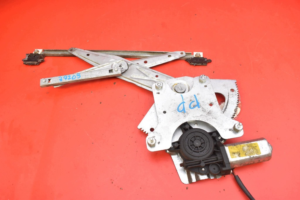 window regulator right front EU TOYOTA COROLLA IX E12 KOMBI 03-07