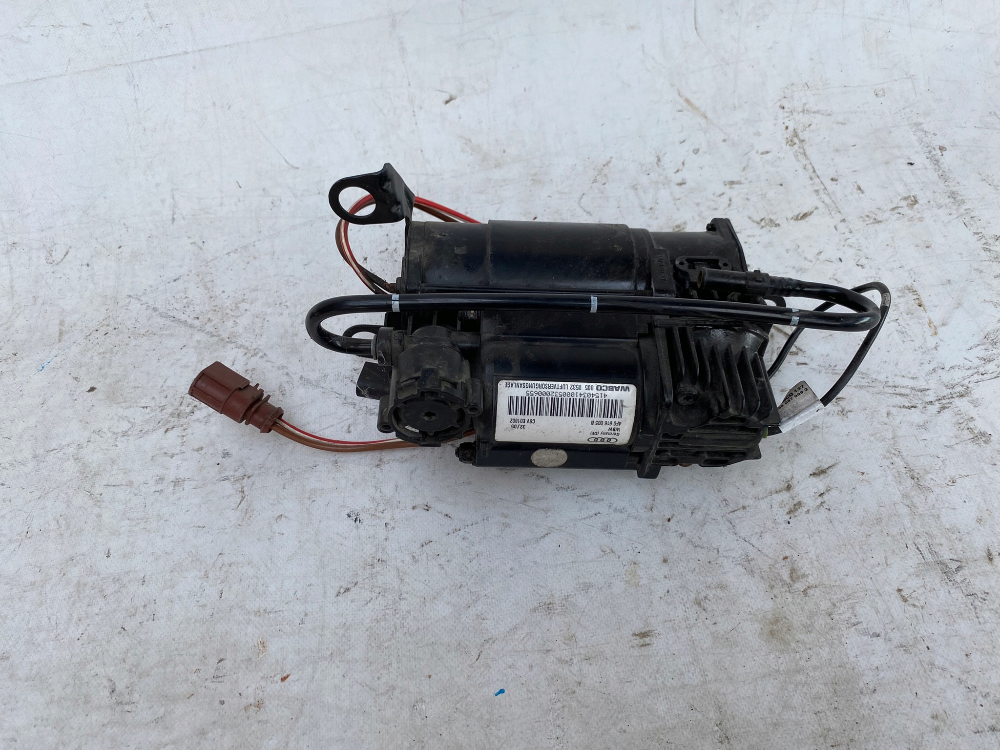 AUDI A6 C6 04- légrugó kompresszor 4F0616005B
