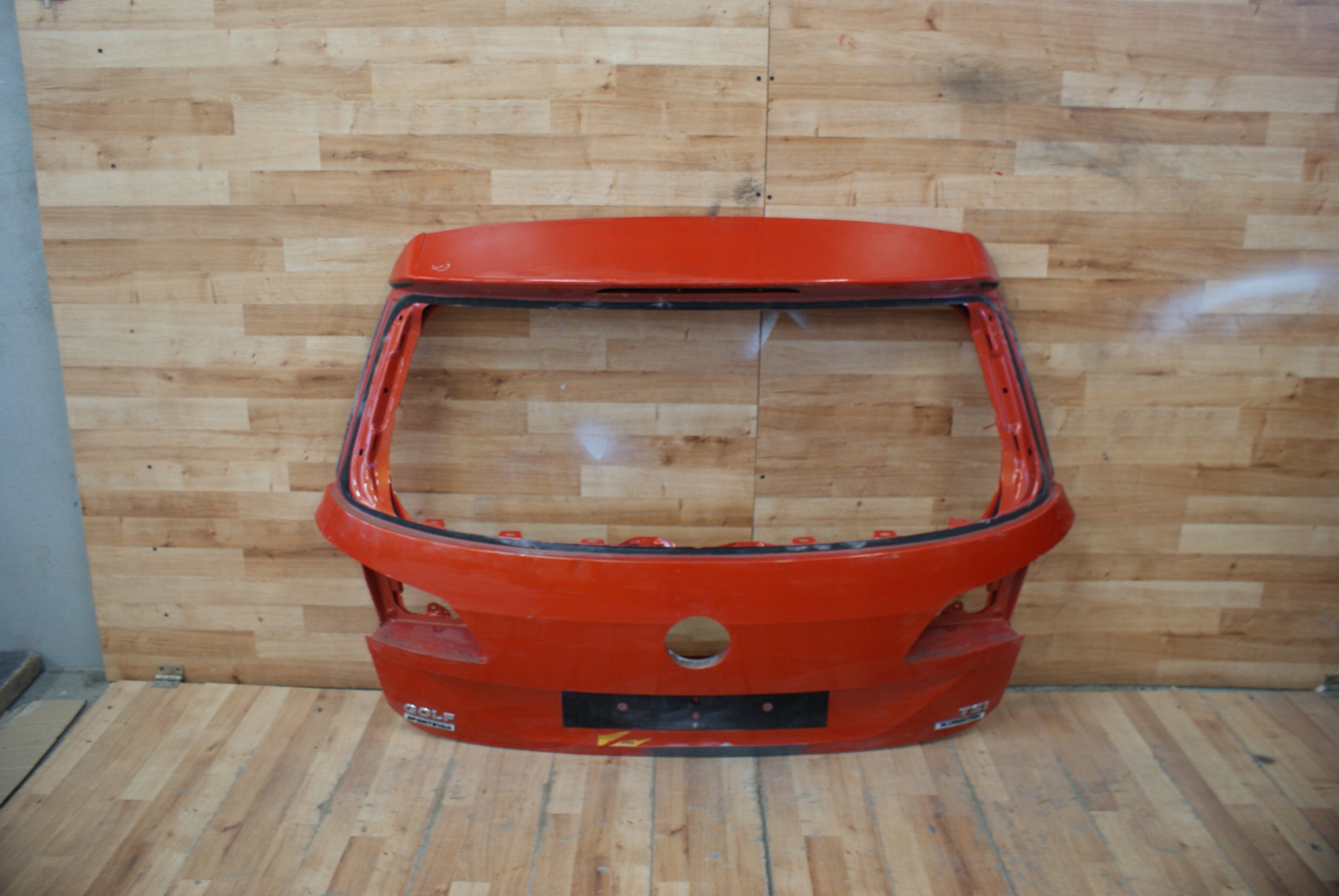 КРИШКА БАГАЖНИКА ЗАД. ЗАДНЯ VW GOLF VII 7 SPORTSVAN