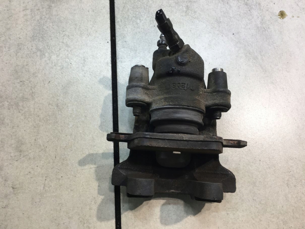 caliper brake left rear part MERCEDES W251 3.0 CDI V6