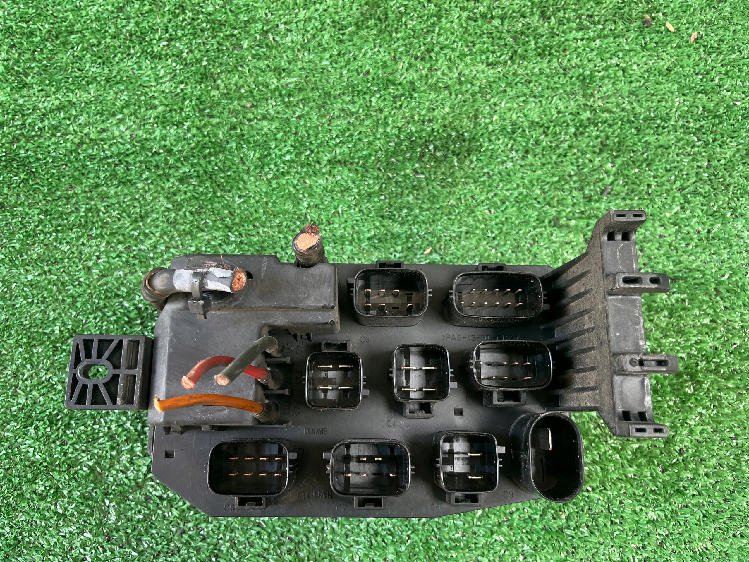 Module fusibles JAGUAR X-TYPE 4X43-14A073-CF