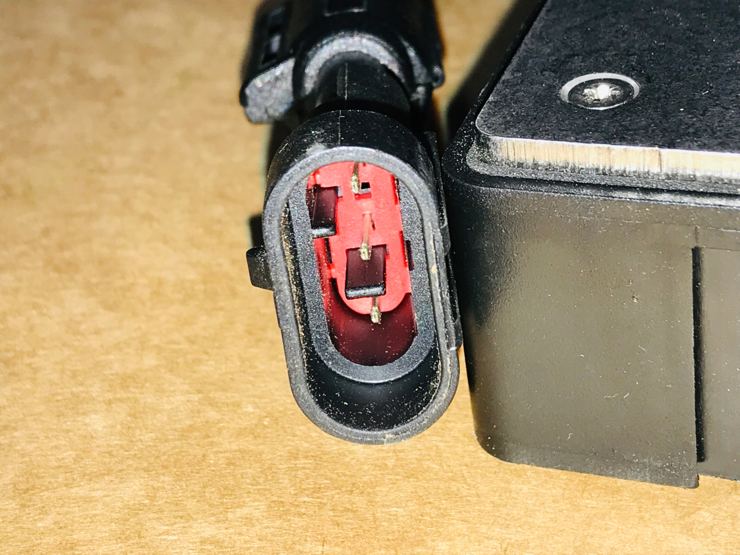 CZUJNIK STRAT ZIARNA NA WYTRZASACZACH JOHN DEERE Part number 5SR8033740