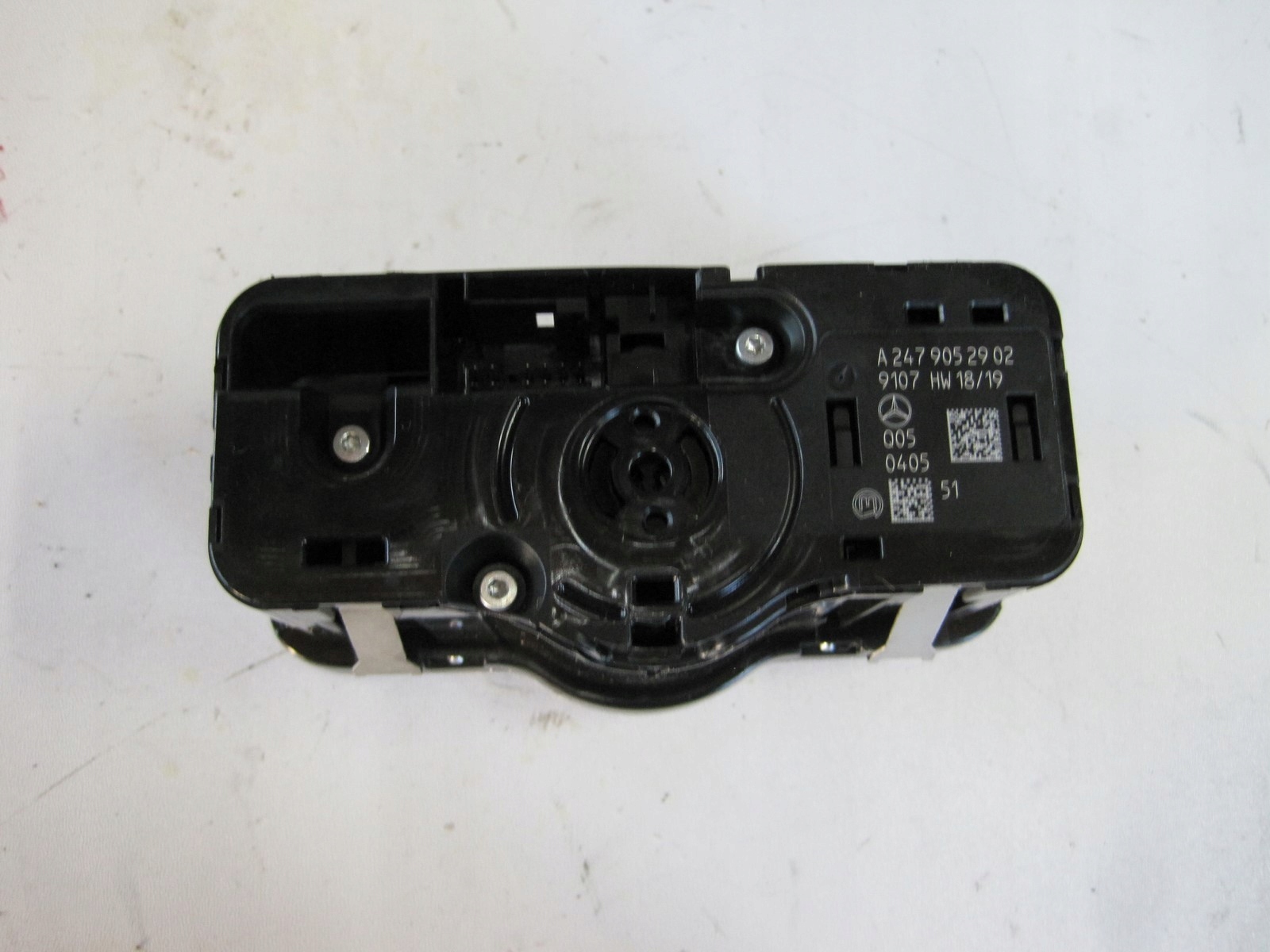 LICHTSCHALTER A2479052902