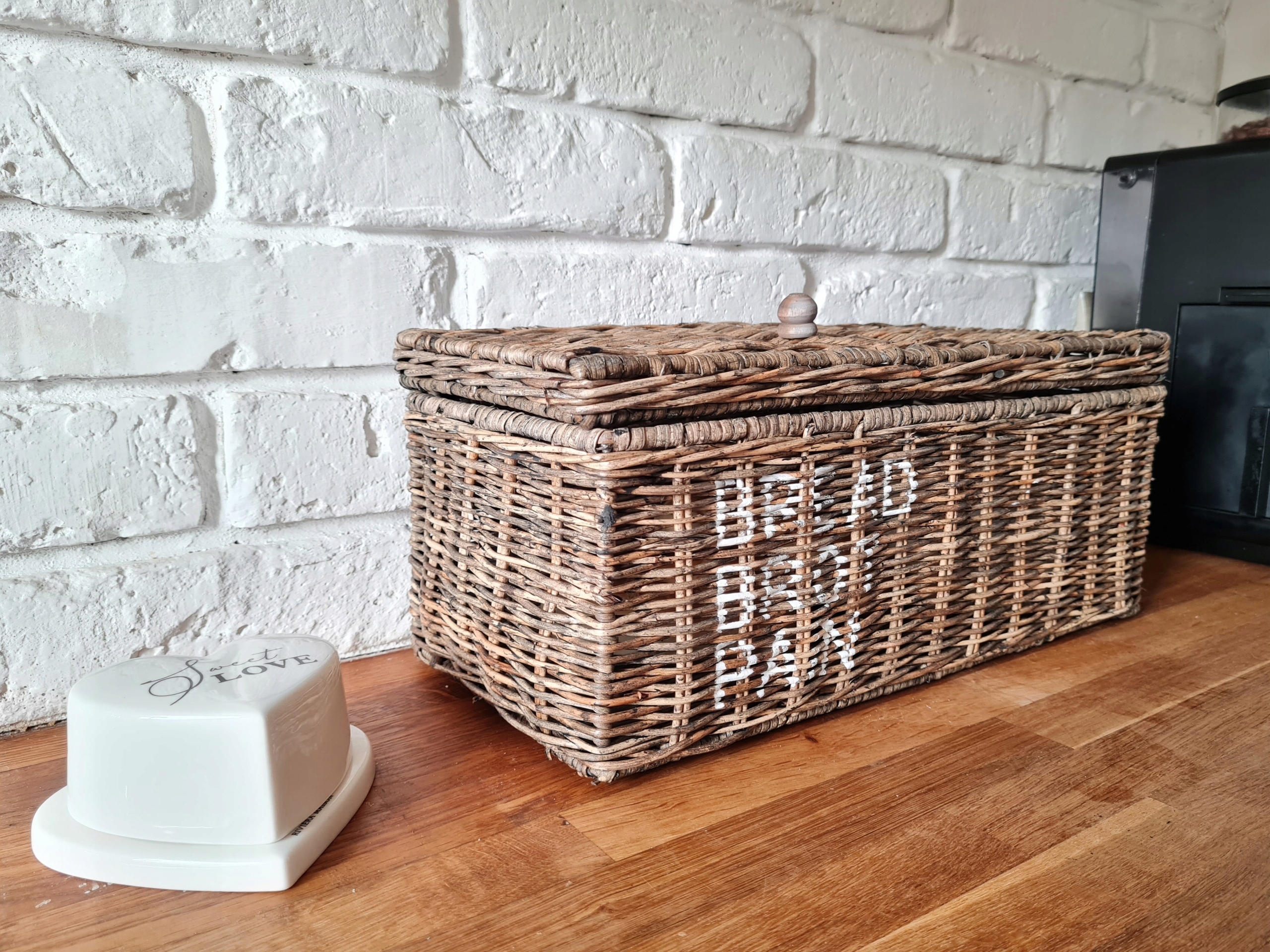Ratanový chlebník Rustic Bread Box Hampton