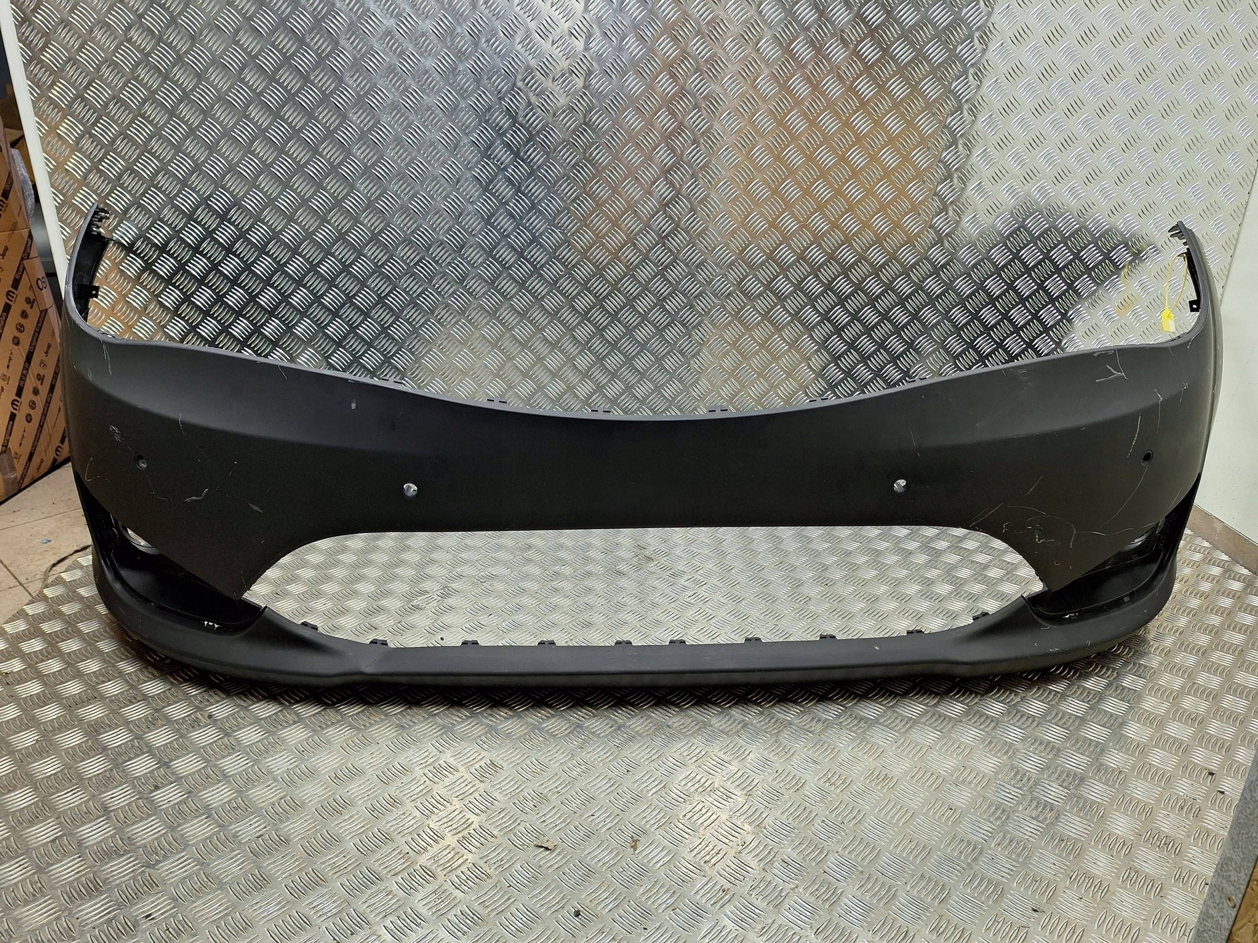 bumper front CHRYSLER PACIFICA 17- 68602223AA