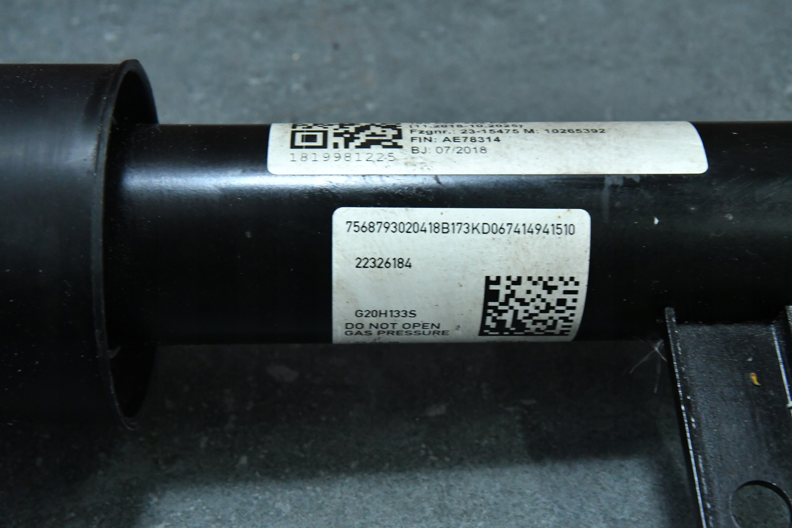 shock absorber right left rear part rear BMW 3 G20 51624km 6879302 m-packet