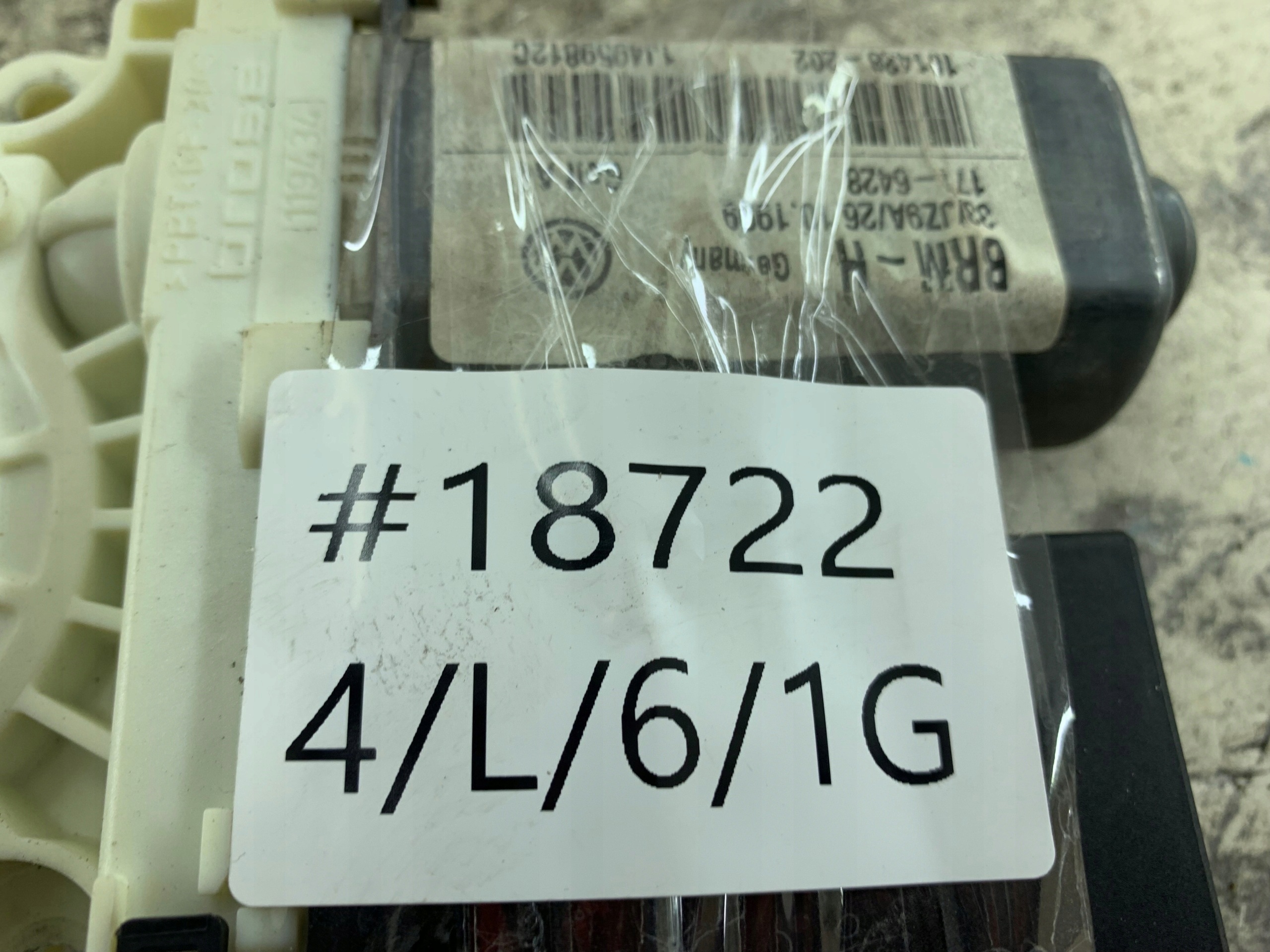 VW GOLF IV LEON and mini motor windows right rear part 1J4959812C