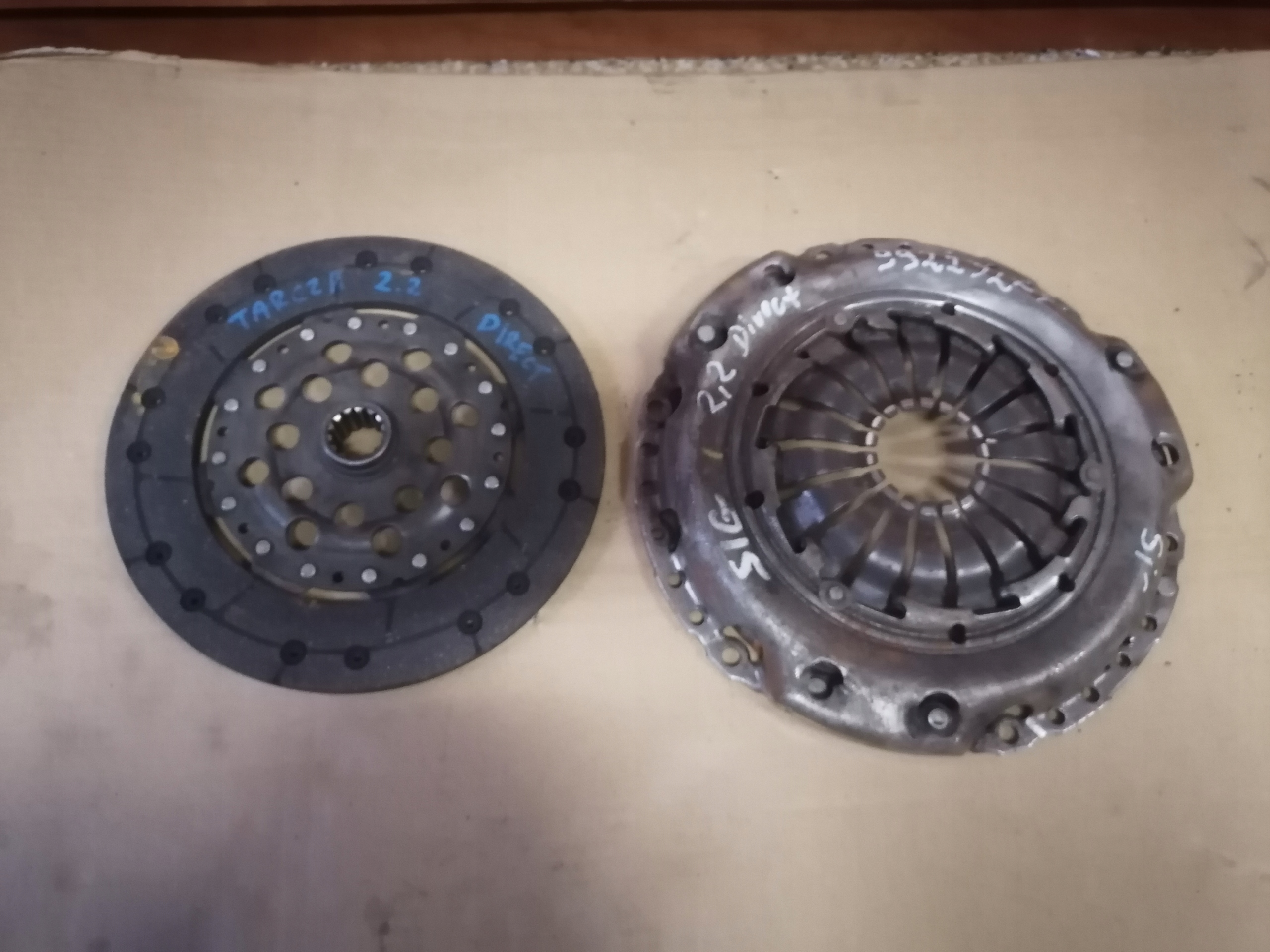 ДИСК ЗЧЕПЛЕННЯ З ЗАТИСКАЧЕМ 2.2 Z22YH 99223223