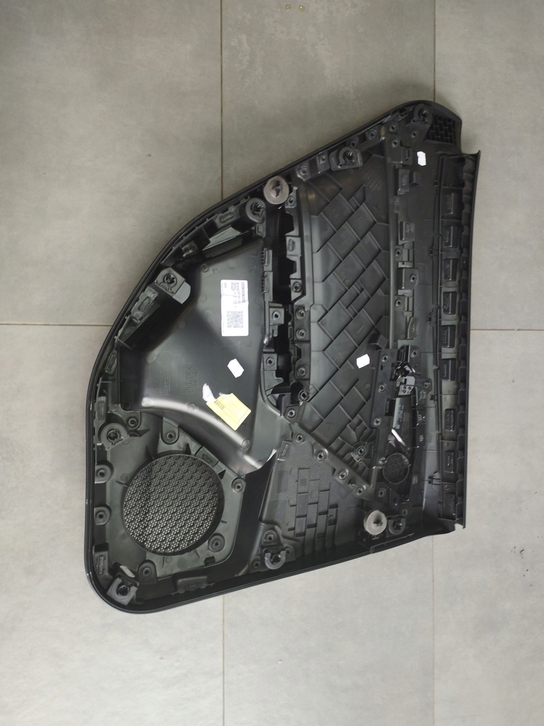 Cupra Formentor side door upholstery right rear part 5FF867212Q