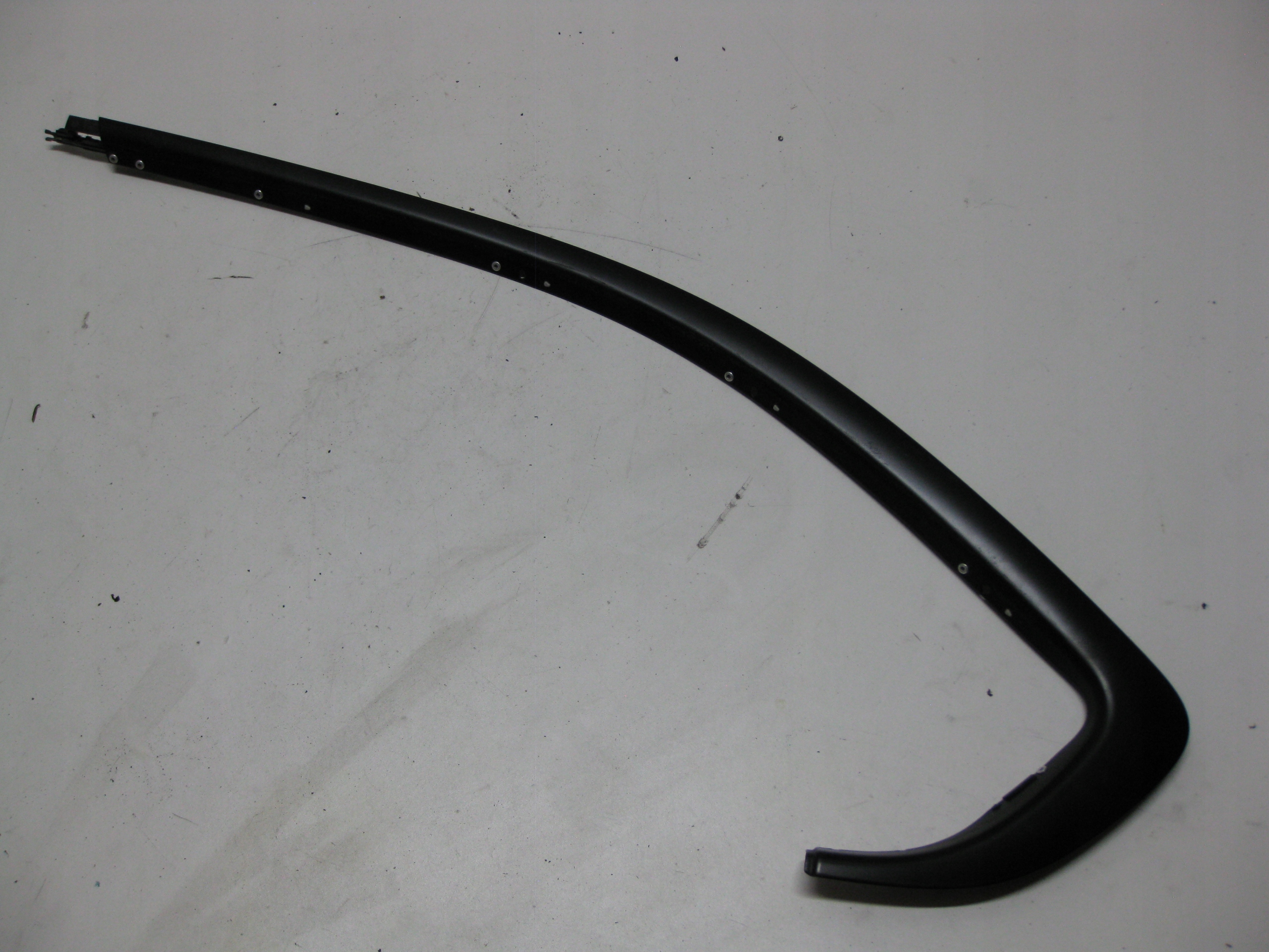 BMW F31 2.0D 14R moulding windows left rear part