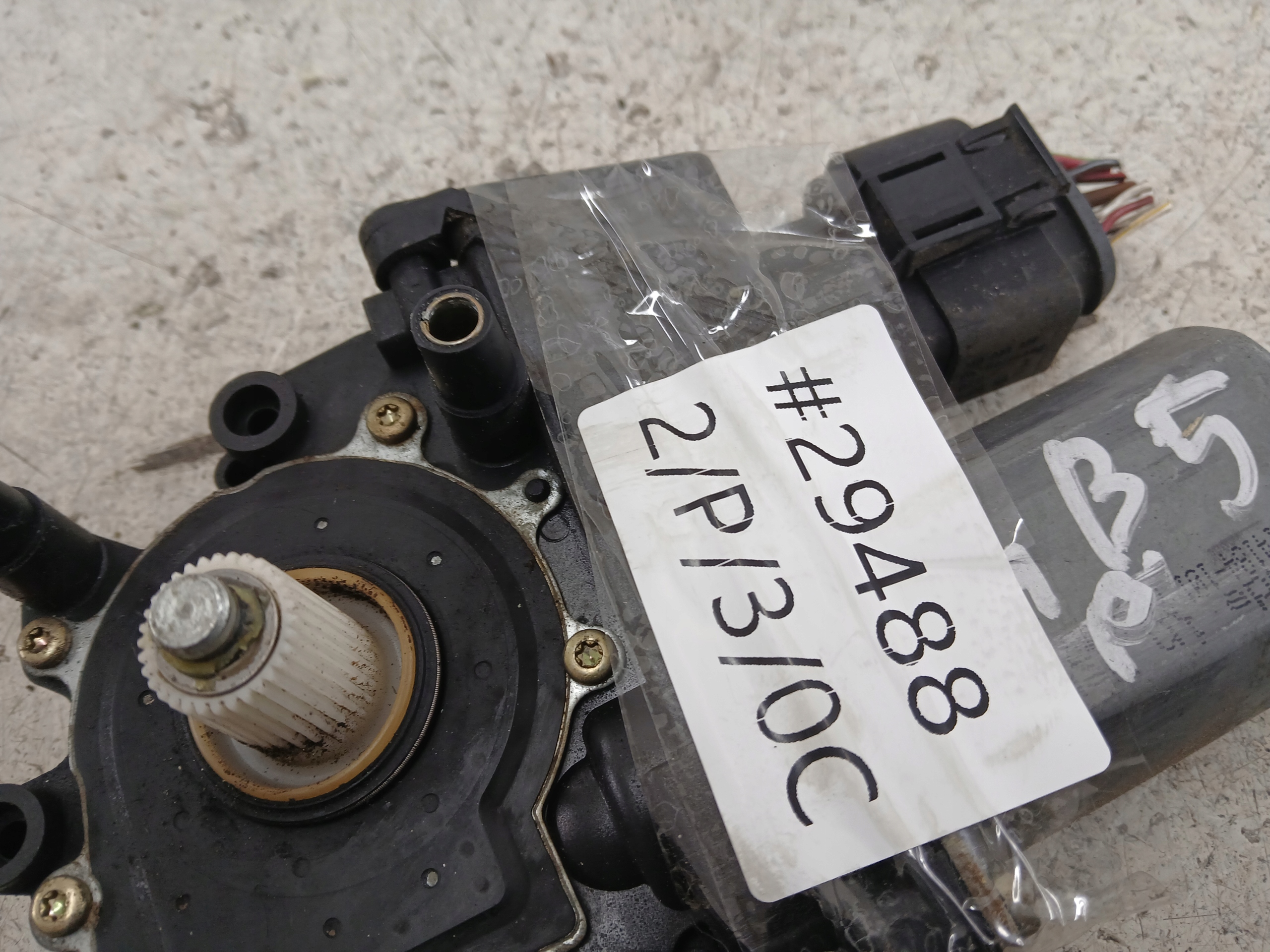 AUDI A4 B5 mini motor windows right front 8D0959802D