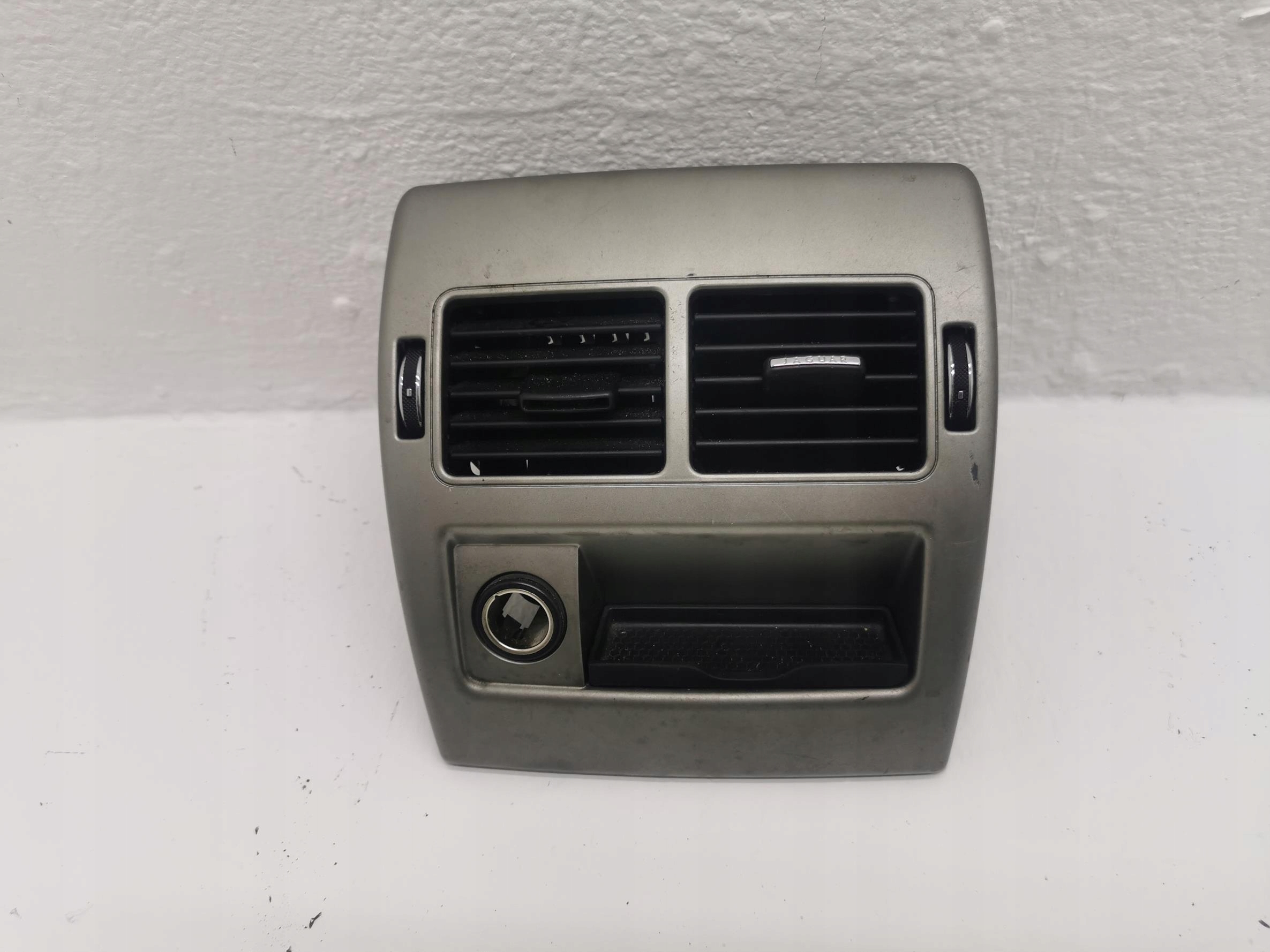 grid air conditioning devices rear JAGUAR XF and X250 07-11 EU