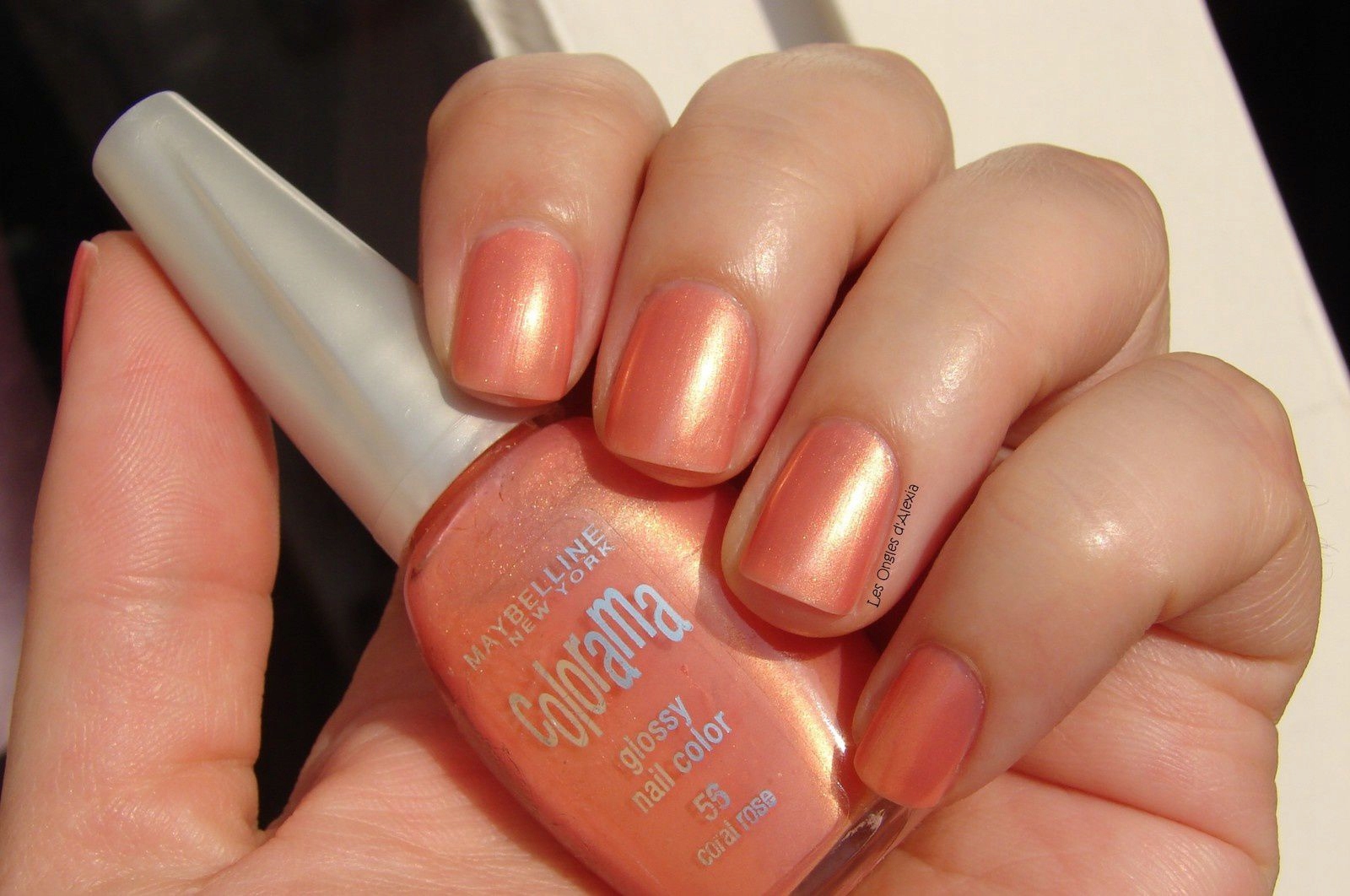 MAYBELLINE COLORAMA lakier do paznokci Coral Rose