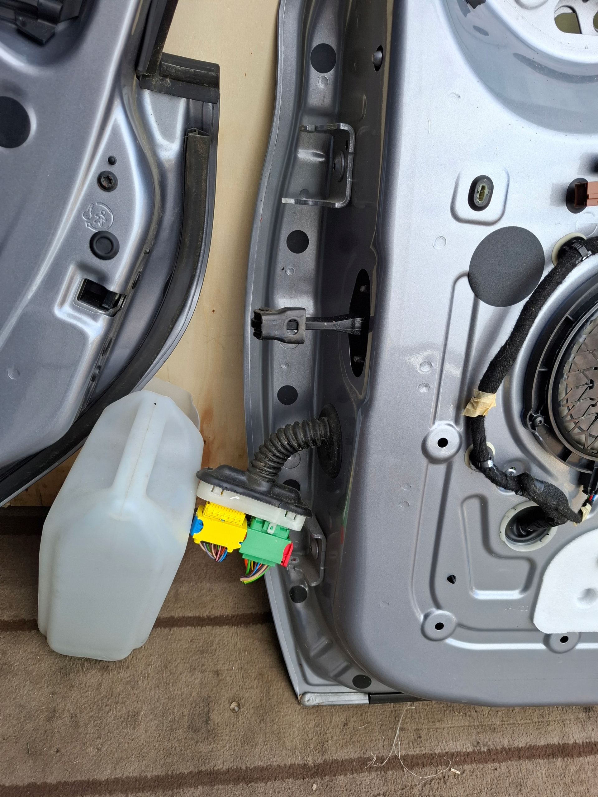door right front rear part PEUGEOT 2008 and 18r KCA