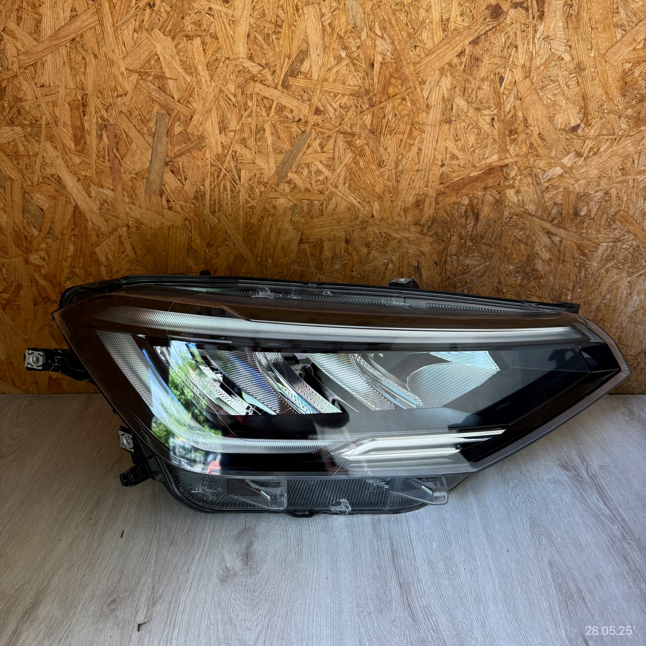 light left right lights front KOMPLET VW VOLKSWAGEN TAIGO 2G7 FULL LED