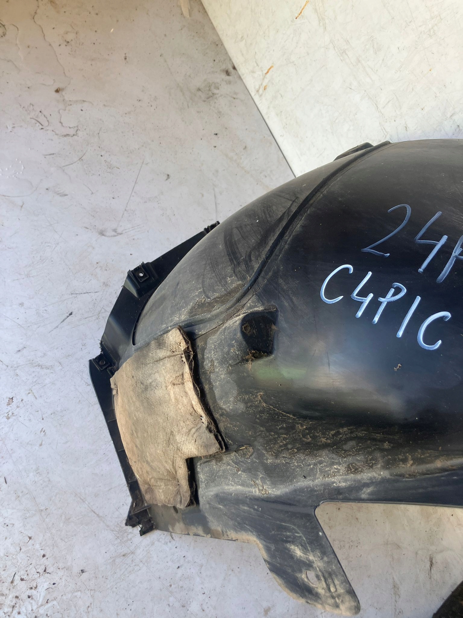 mudguard right front CITROEN C4 PICASSO II #24