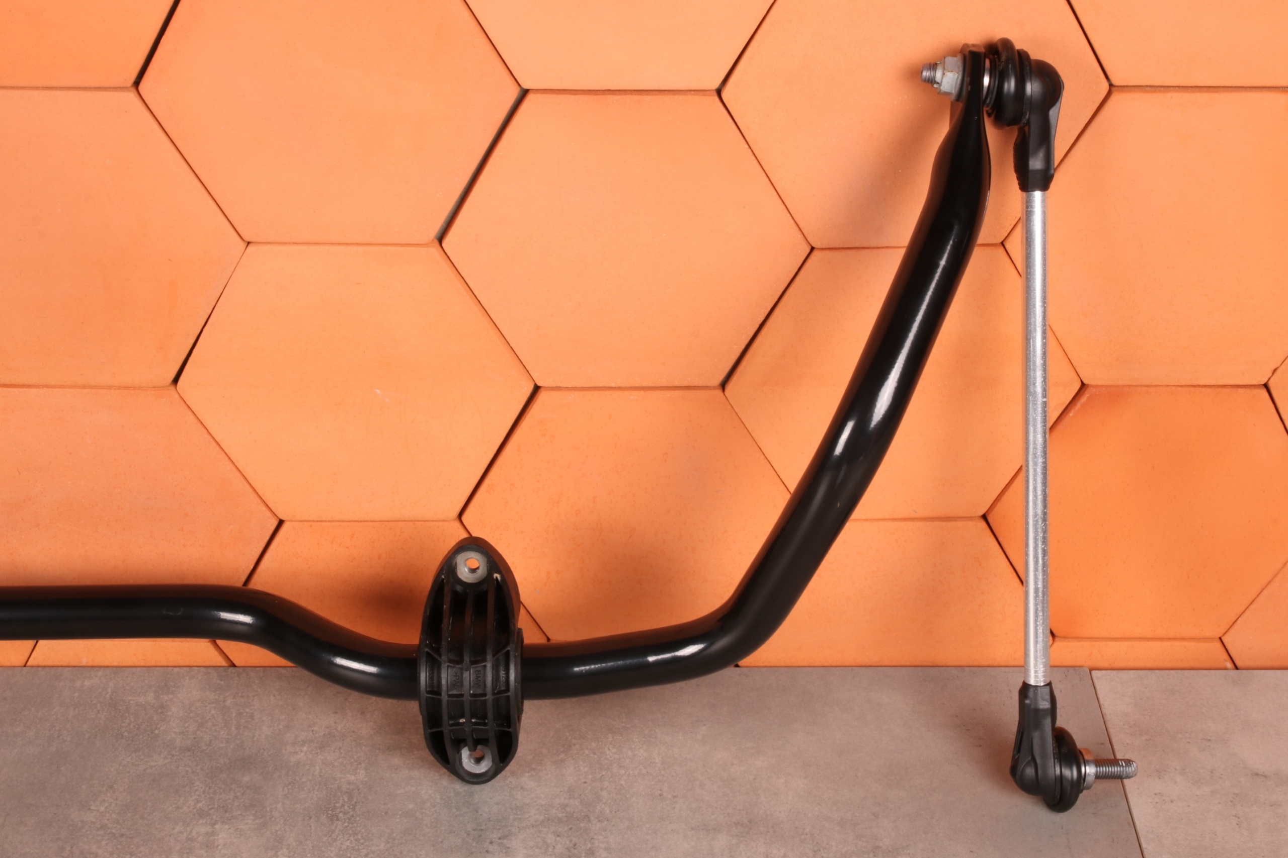 BMW X1 U11 X2 U10 MINI U25 STABILIZATOR front front bar 6892711 14 km!