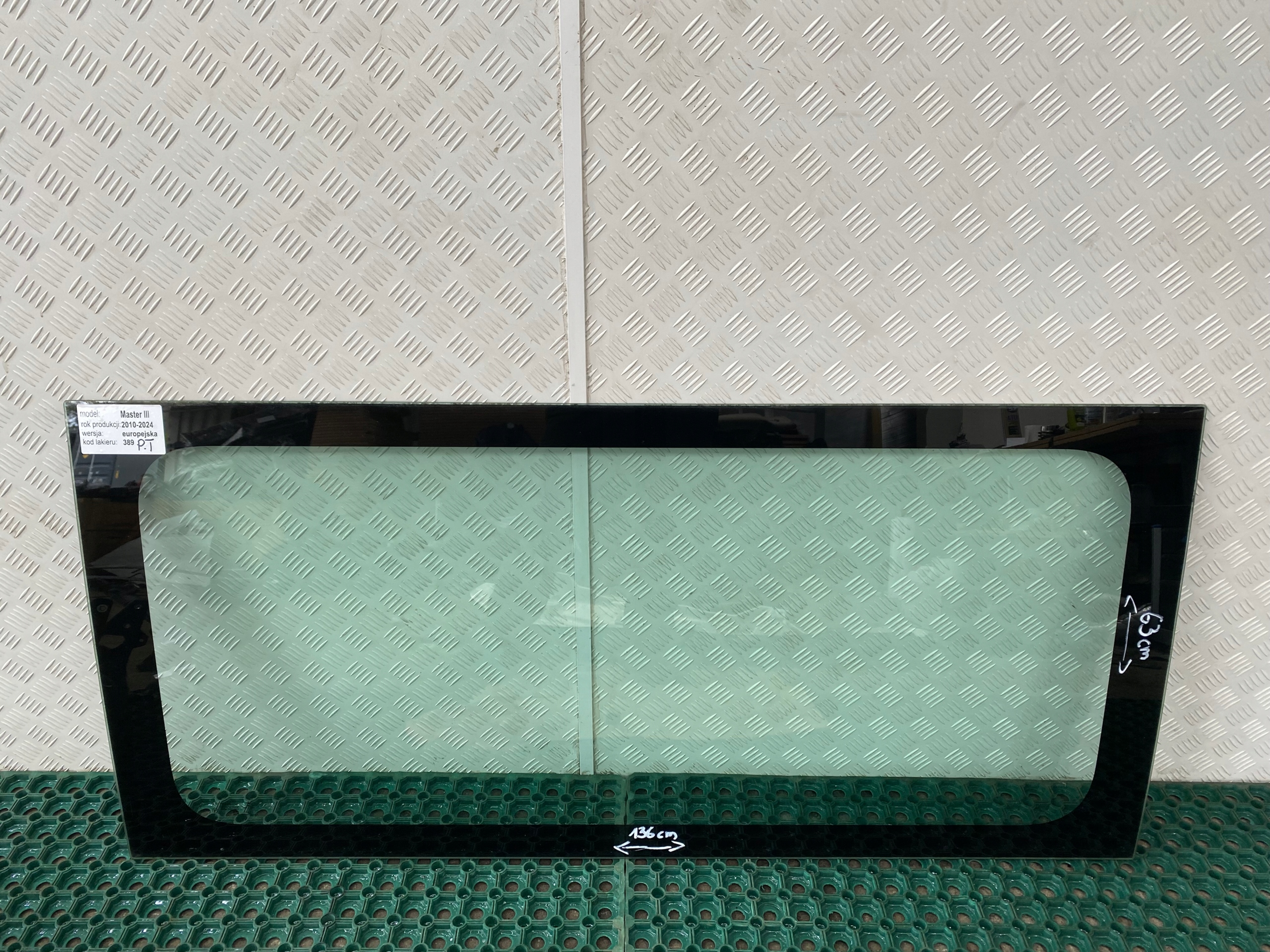 RENAULT MASTER III MOVANO B window bodywork side rear right rear part 136CM