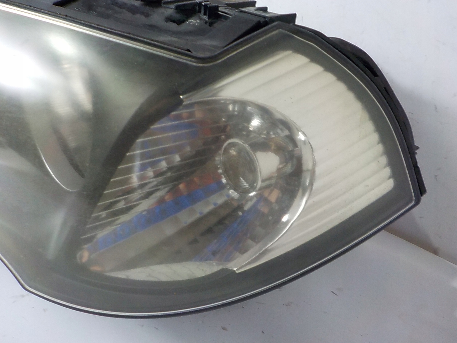 BMW X3 E83 light left front front UK