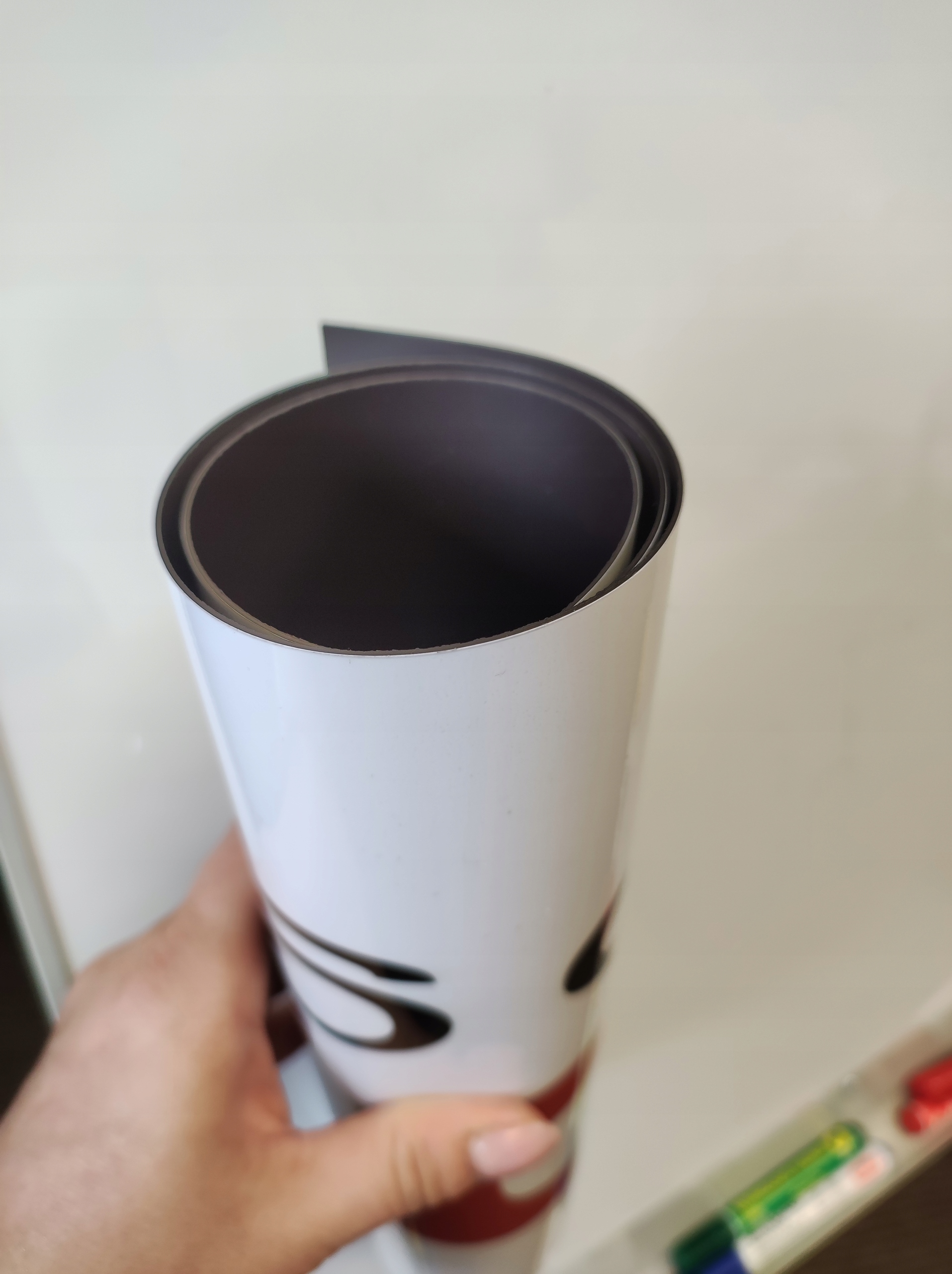 MAGNES NA SAMOCHÓD 0,8mm KOŁO śr. 40cm Producent Inna